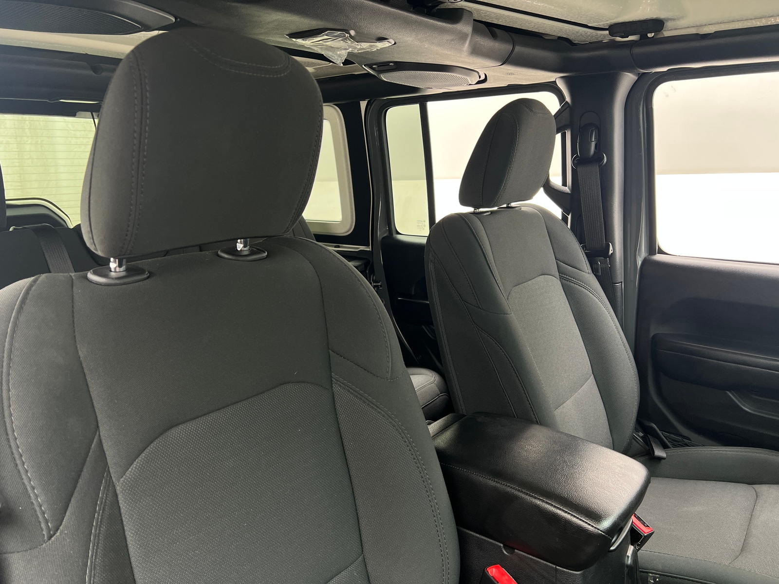 Thumbnail: 2019 Jeep Wrangler - 2