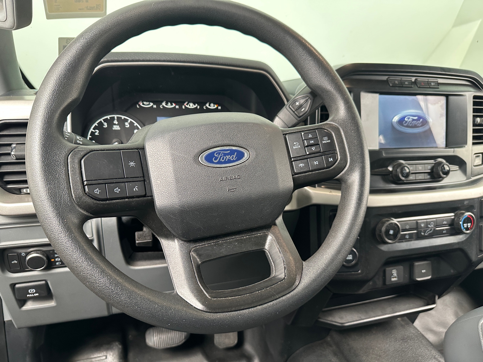 Thumbnail: 2021 Ford Econoline - 4
