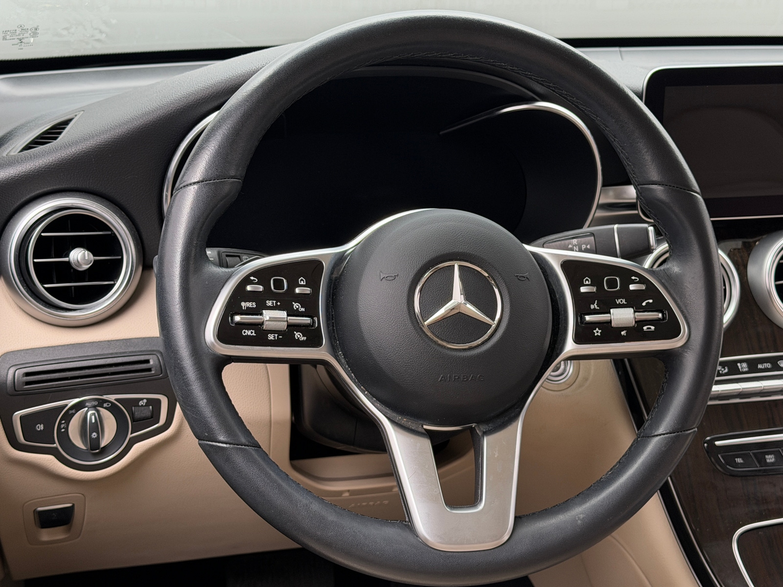 Thumbnail: 2022 Mercedes-Benz GLC - 4
