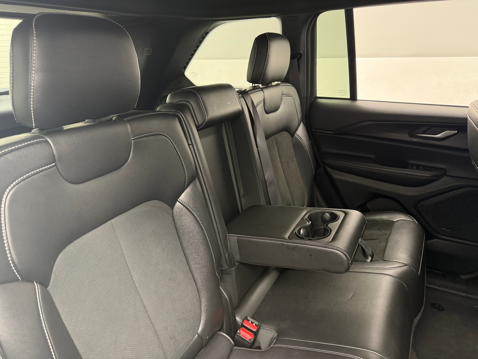 Thumbnail: 2023 Jeep Grand Cherokee - 5