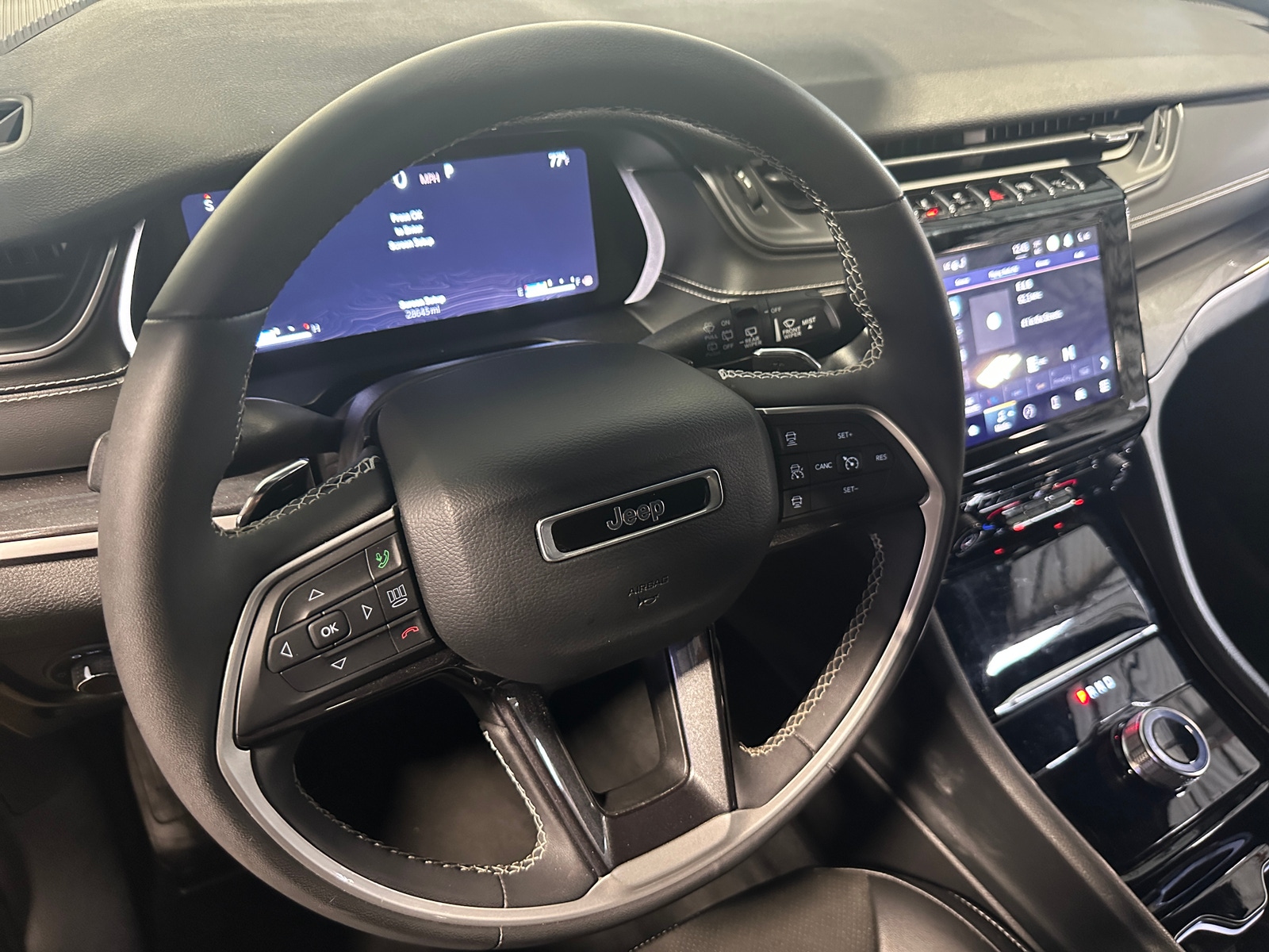 Thumbnail: 2023 Jeep Grand Cherokee - 4