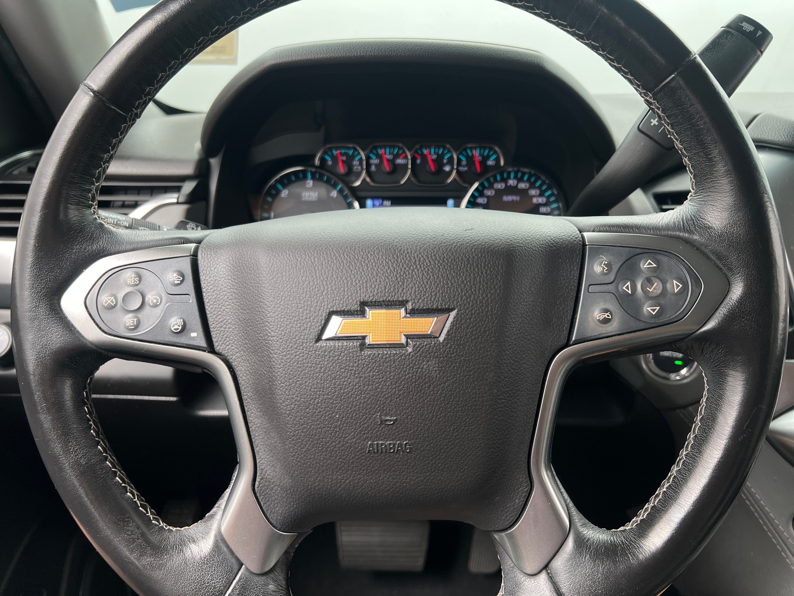 Thumbnail: 2020 Chevrolet Suburban - 4