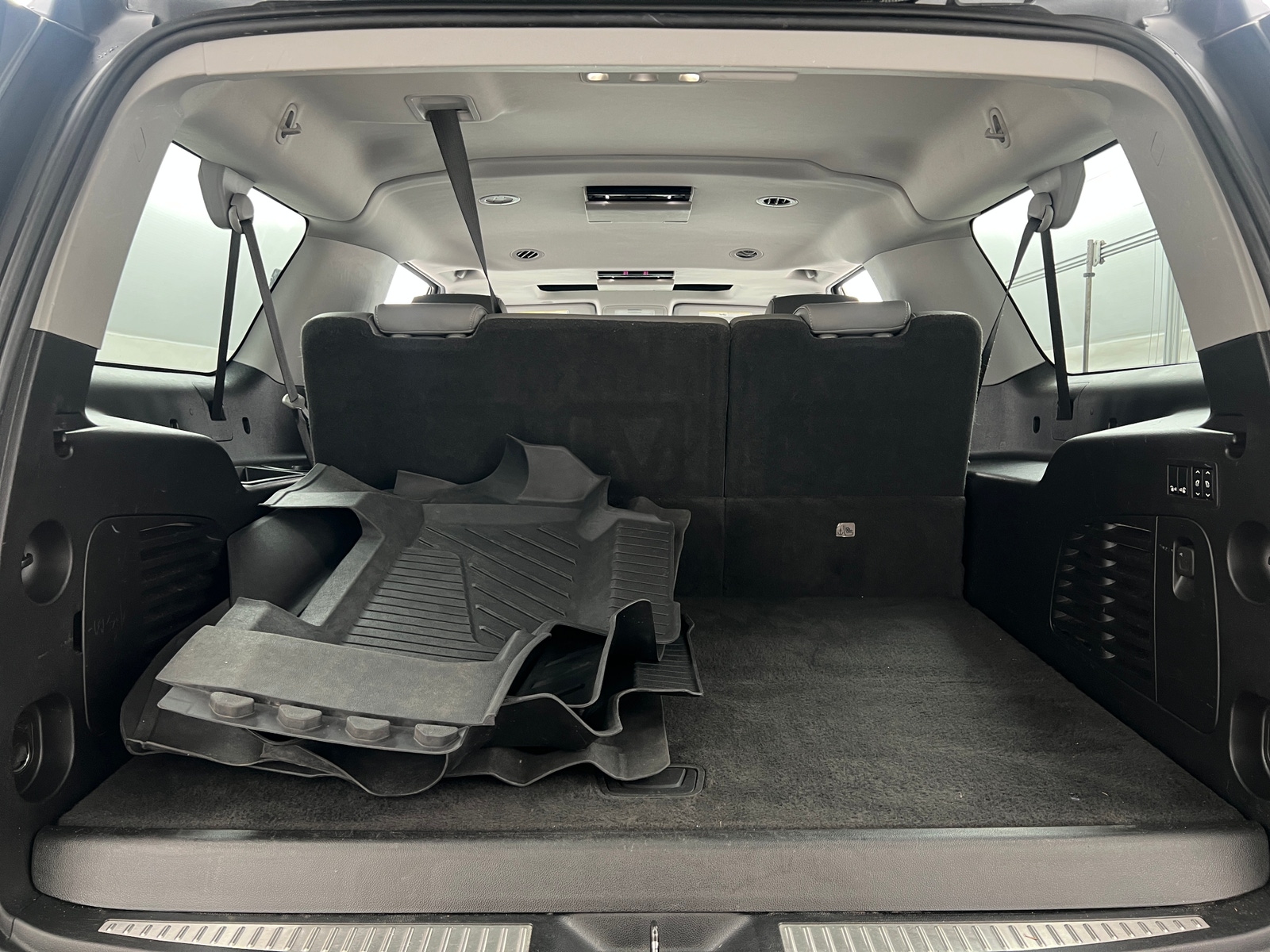 Thumbnail: 2020 Chevrolet Suburban - 6