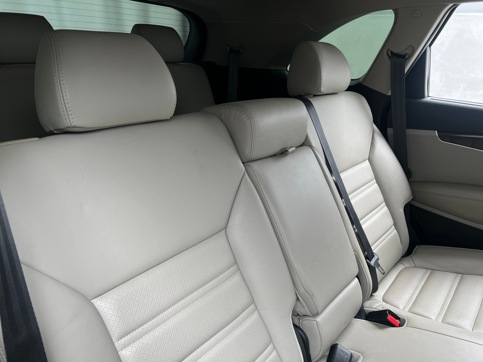 Thumbnail: 2017 Kia Sorento - 5
