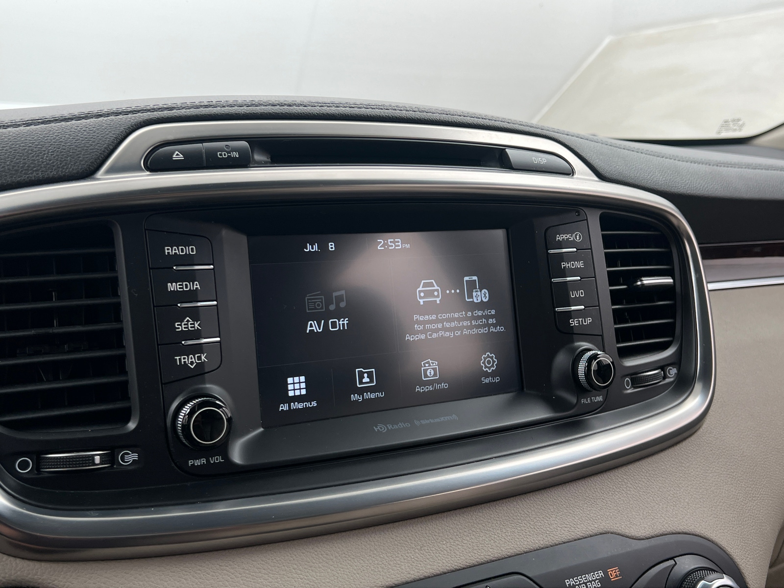 Thumbnail: 2017 Kia Sorento - 3
