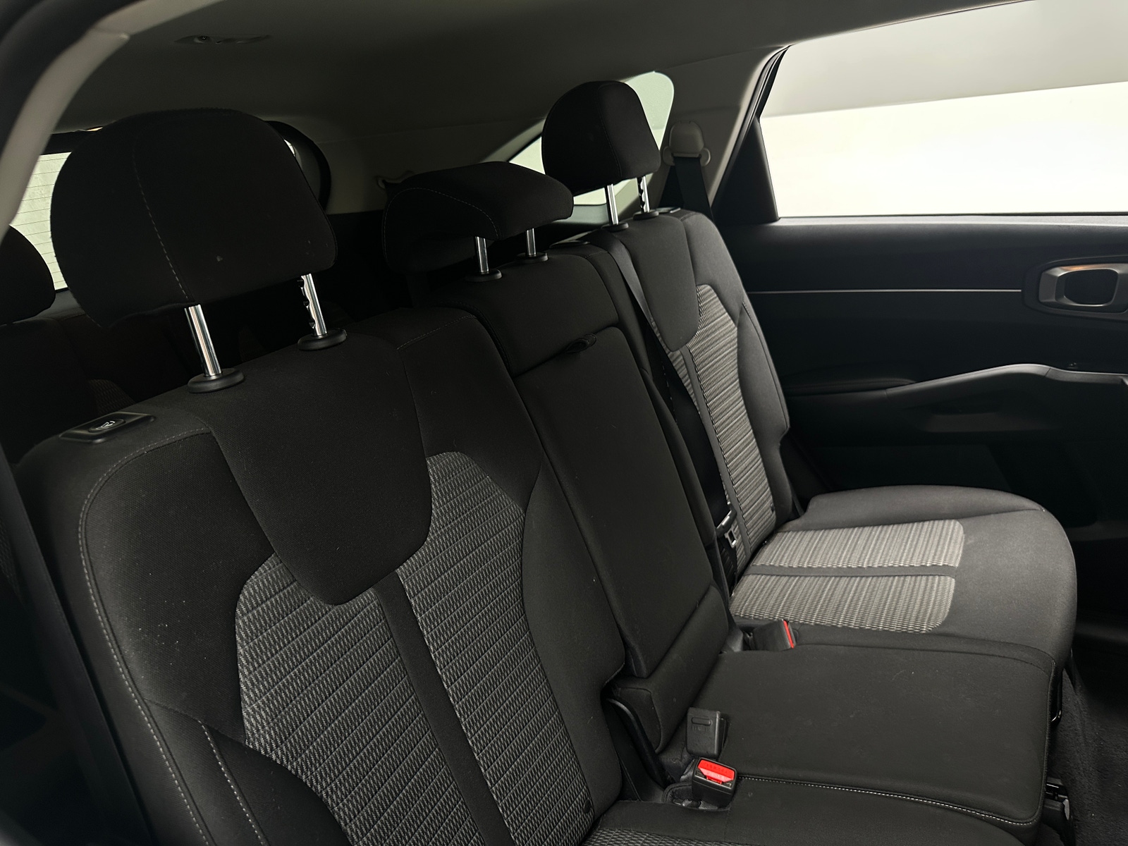 Thumbnail: 2021 Kia Sorento - 6