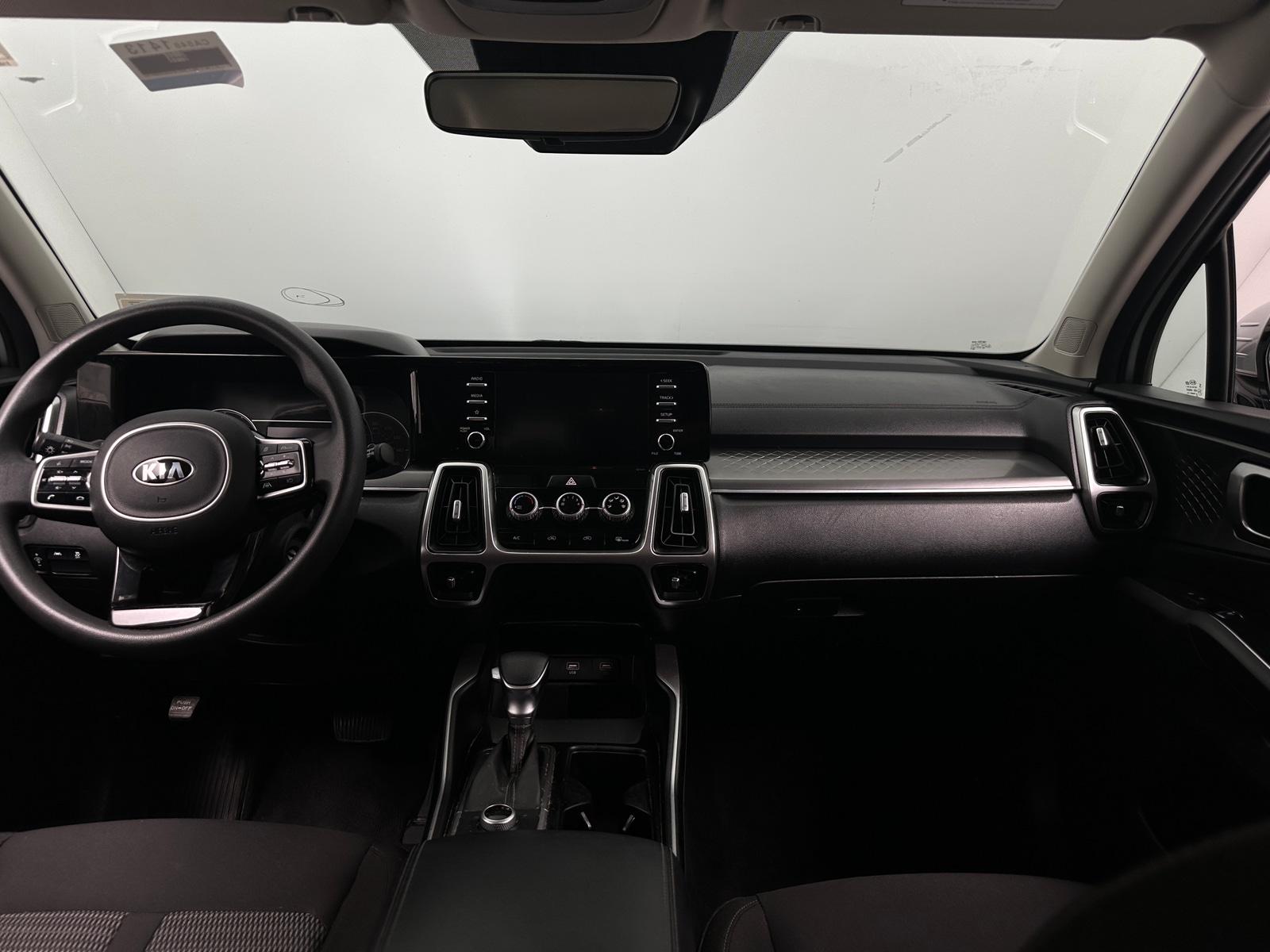 Thumbnail: 2021 Kia Sorento - 3