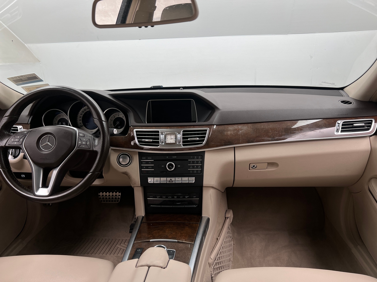 Thumbnail: 2016 Mercedes-Benz E-Class - 2