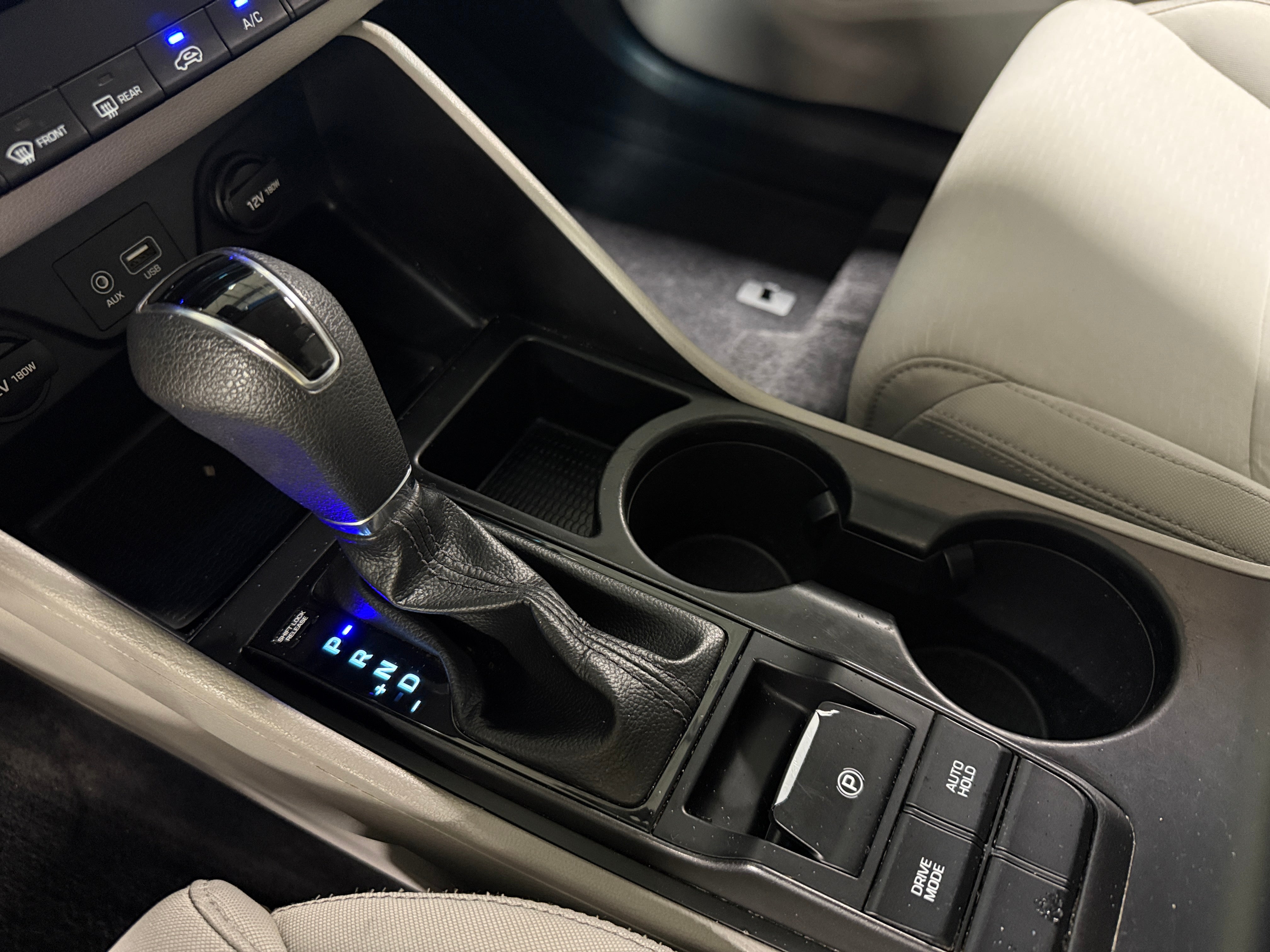 2020 Hyundai Tucson SE - Photo 6
