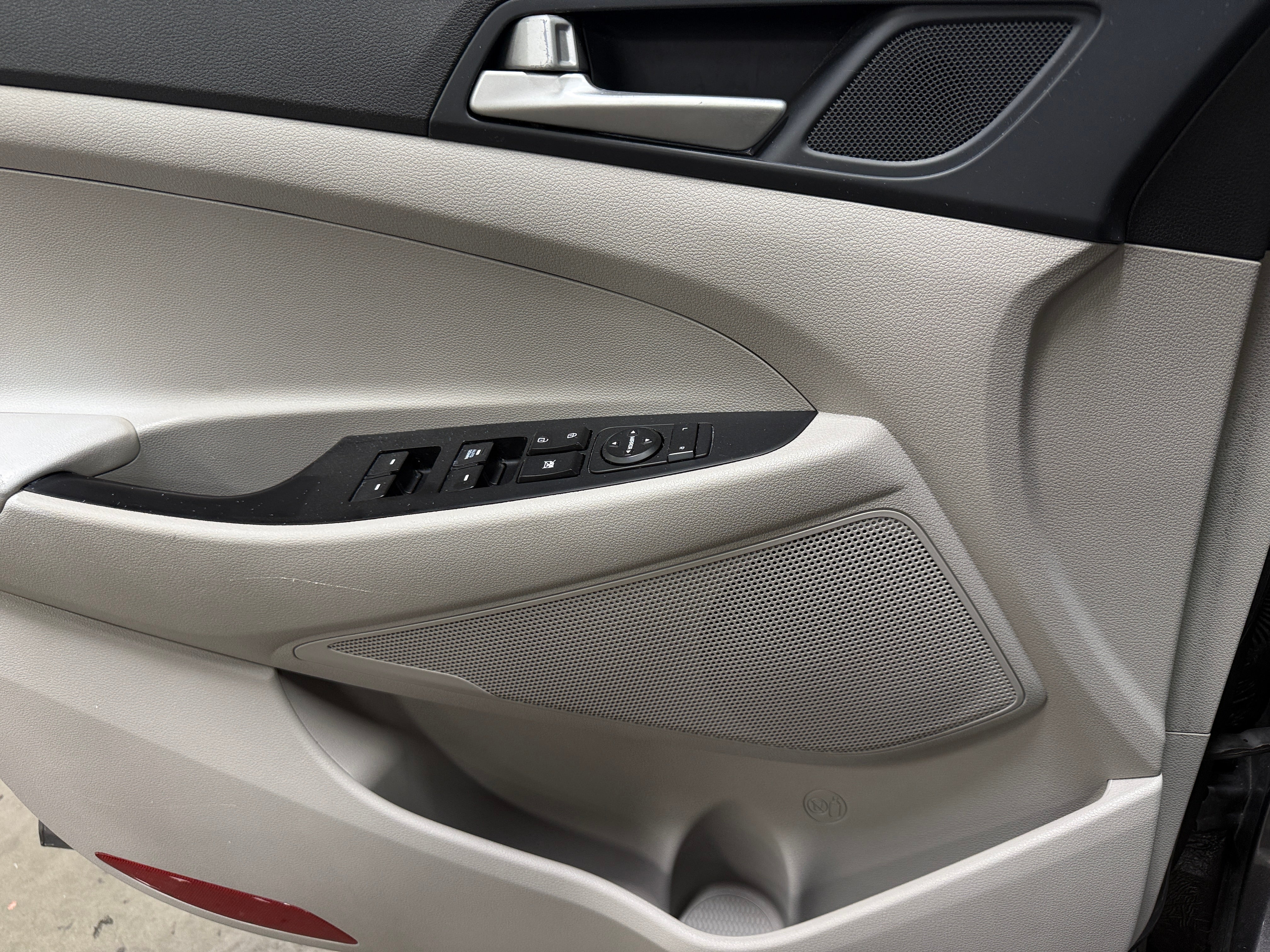 2020 Hyundai Tucson SE - Photo 9