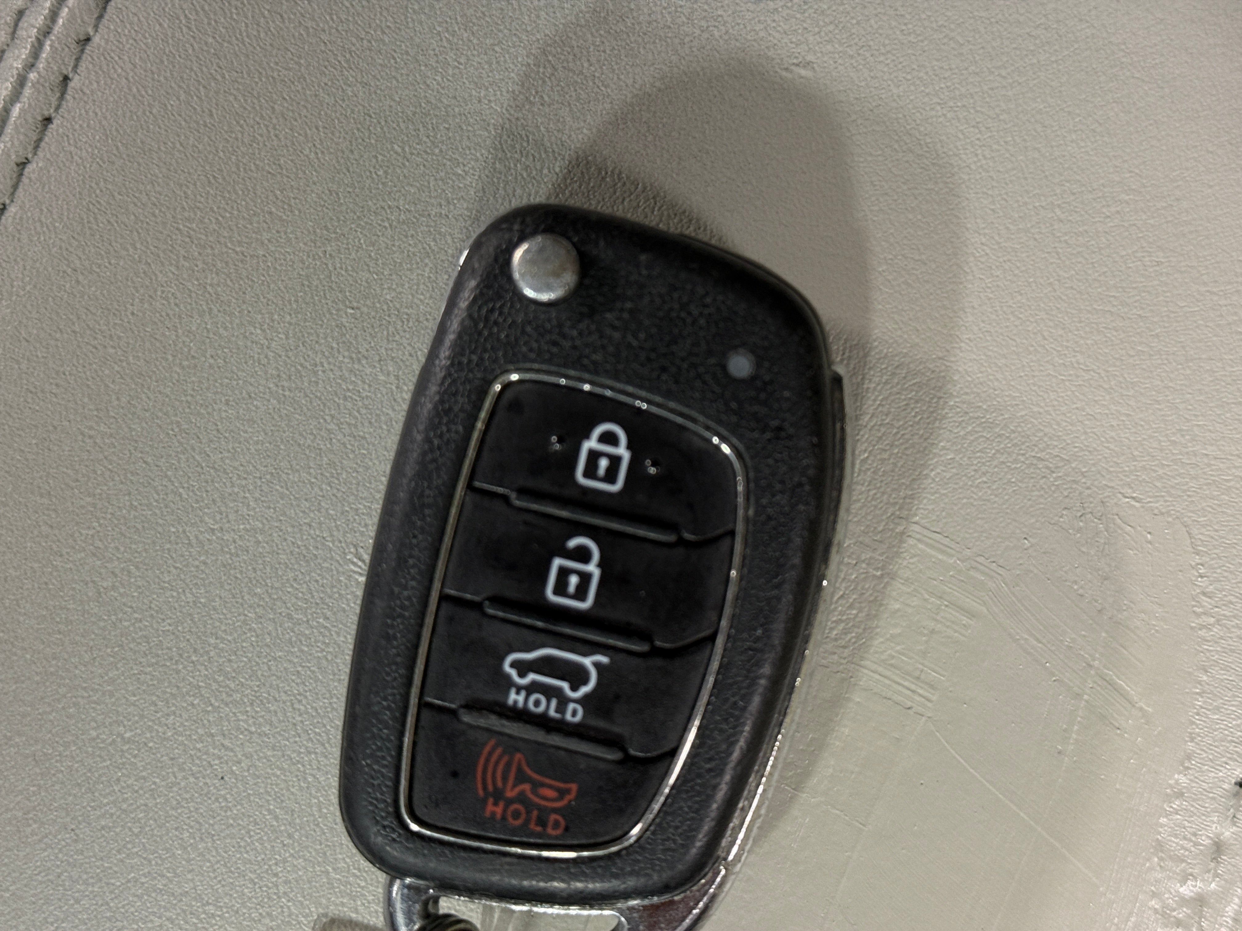 2020 Hyundai Tucson SE - Photo 2