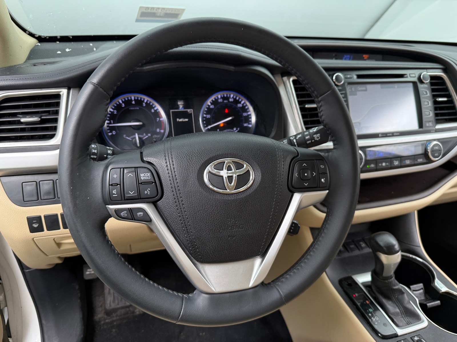 Thumbnail: 2016 Toyota Highlander - 4