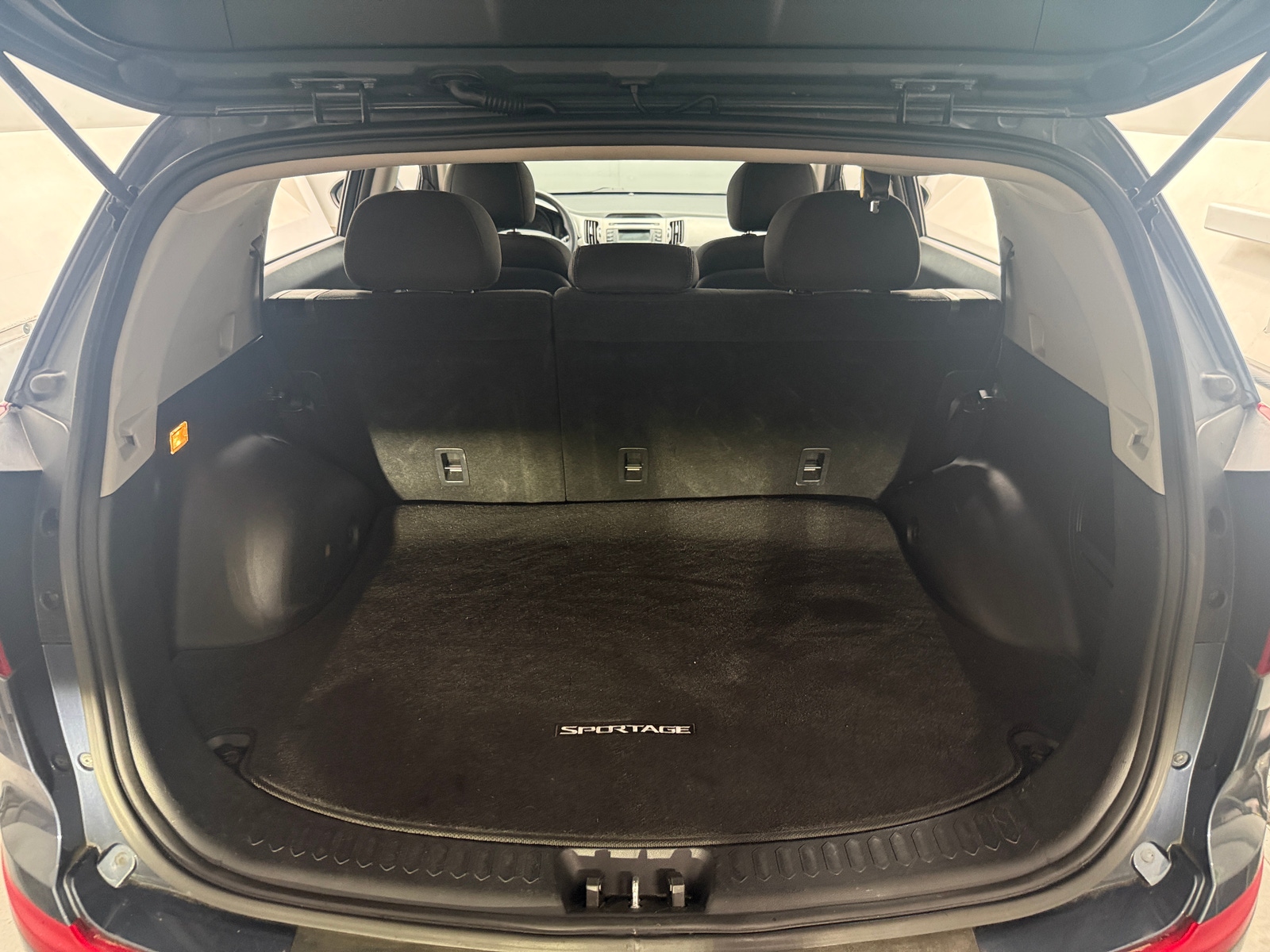 Thumbnail: 2014 Kia Sportage - 7