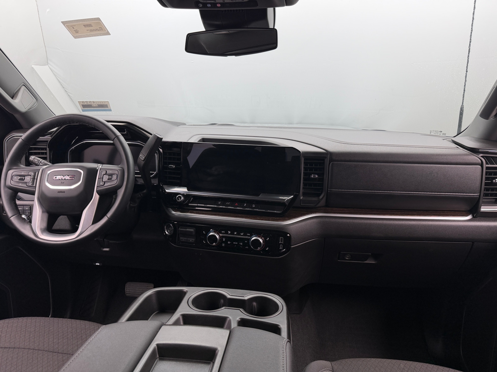 Thumbnail: 2025 GMC Sierra 2500 - 3