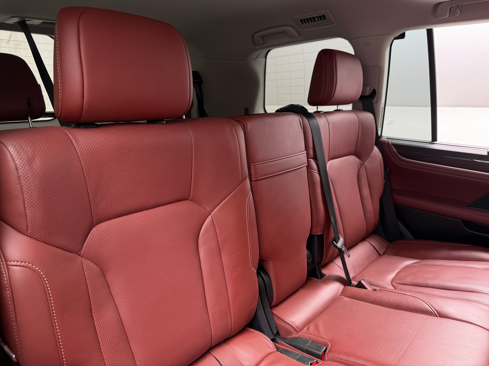 Thumbnail: 2021 Lexus LX - 5