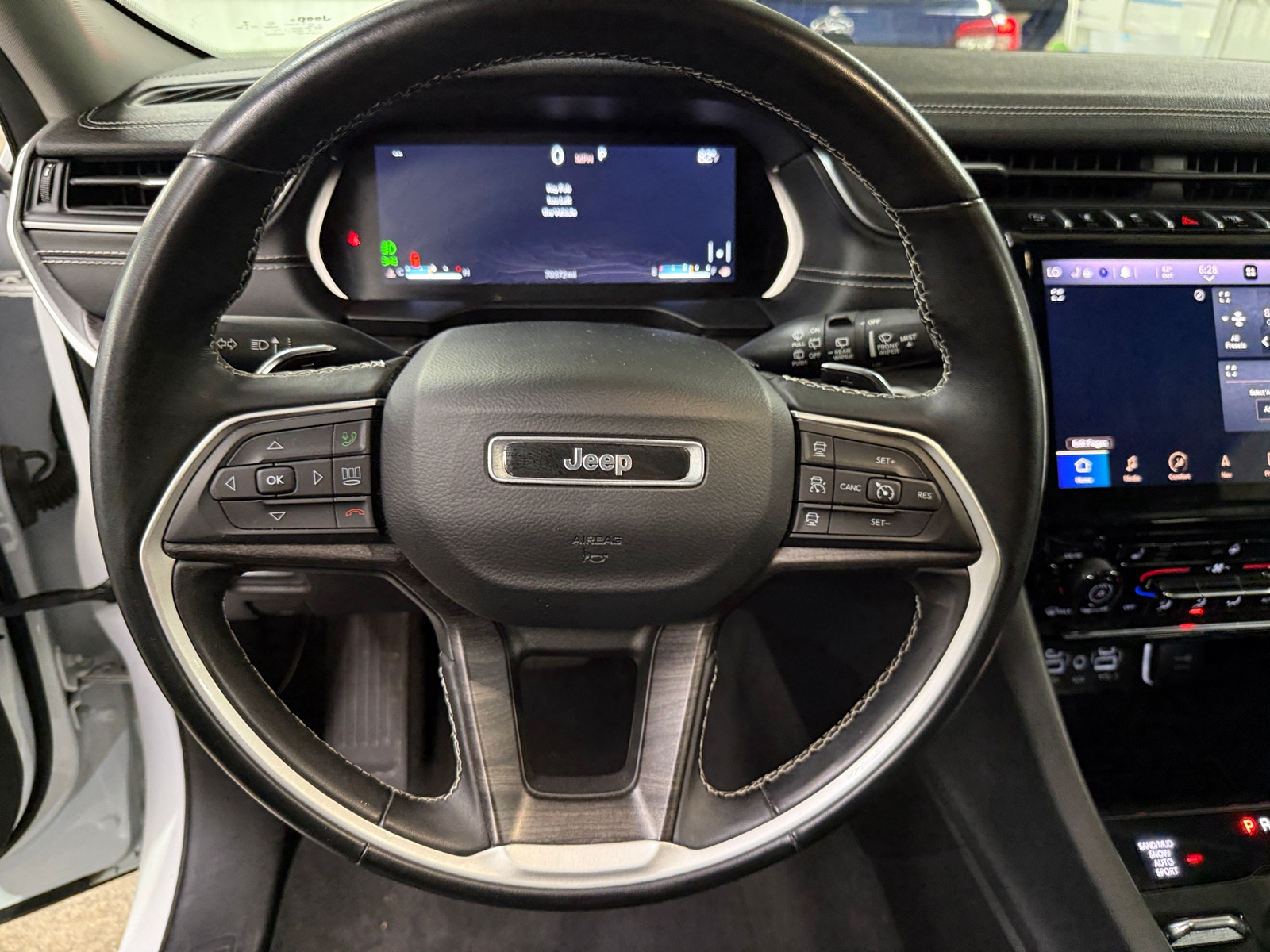 Thumbnail: 2021 Jeep Grand Cherokee L - 4