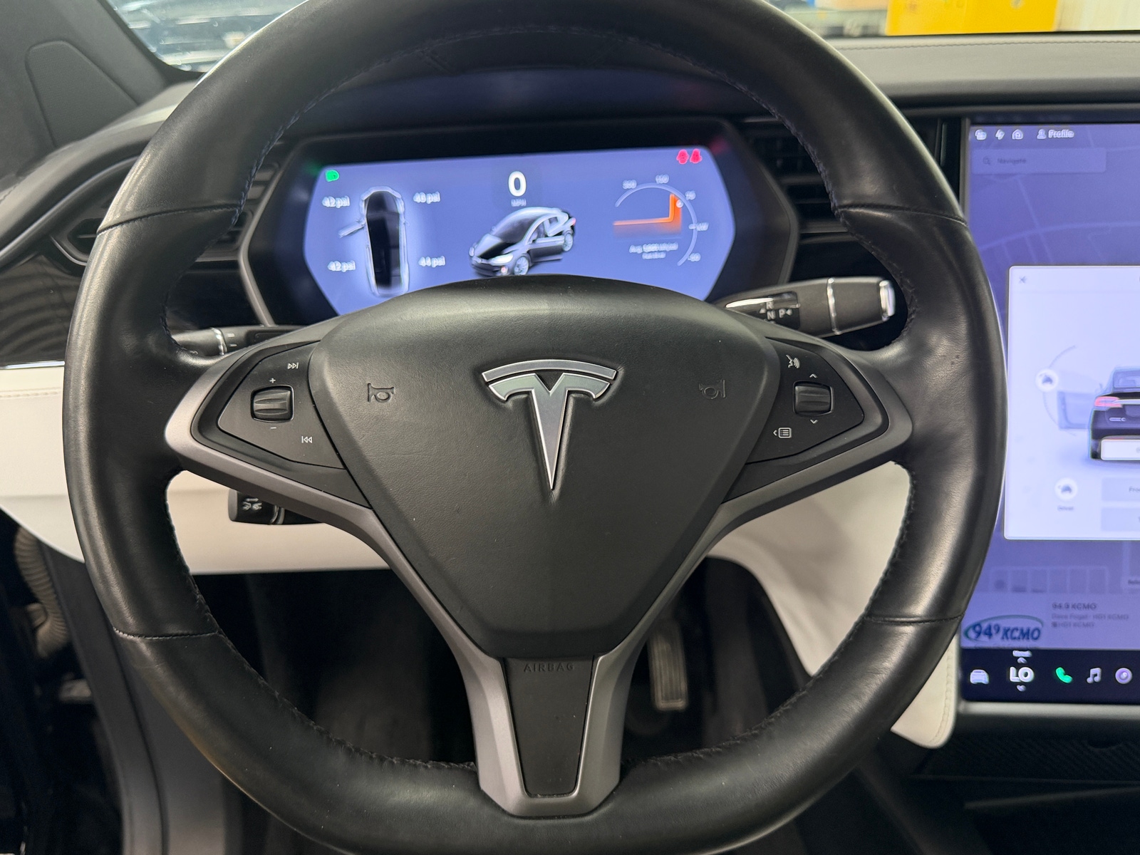 Thumbnail: 2019 Tesla Model X - 4