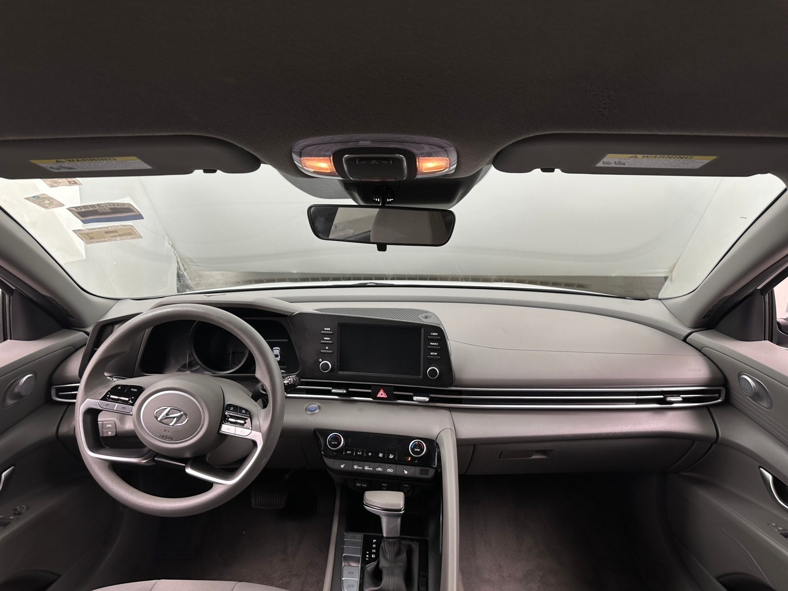 Thumbnail: 2023 Hyundai Elantra - 3