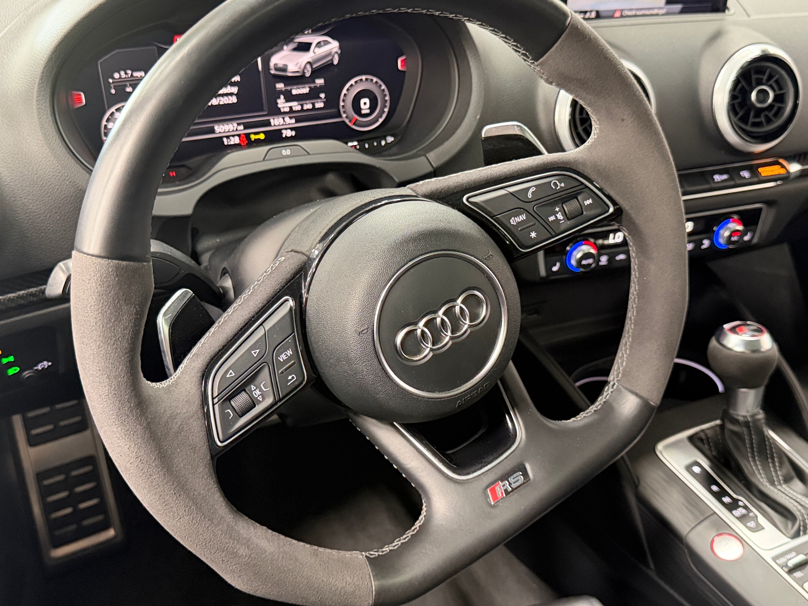 Thumbnail: 2017 Audi RS 3 - 4