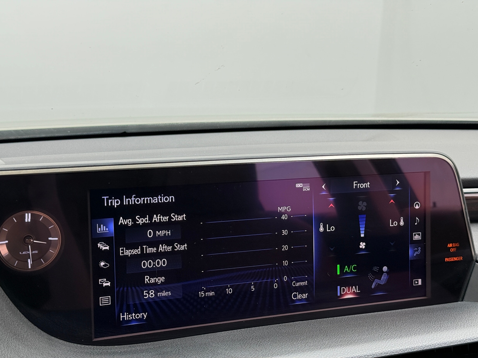 Thumbnail: 2019 Lexus ES - 4