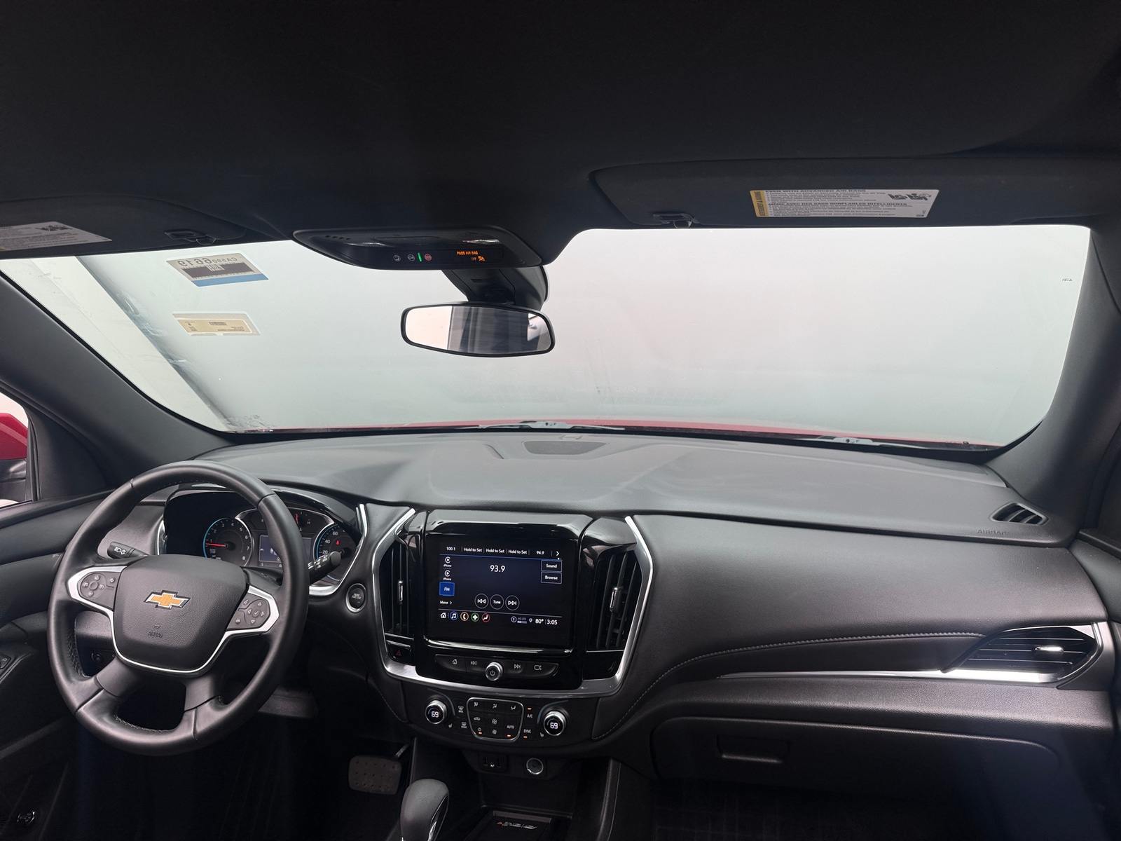 Thumbnail: 2023 Chevrolet Traverse - 3