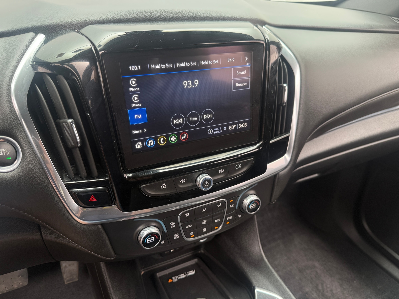 Thumbnail: 2023 Chevrolet Traverse - 4