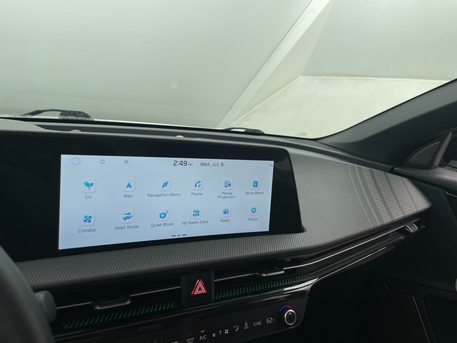 Thumbnail: 2024 Kia EV6 - 3