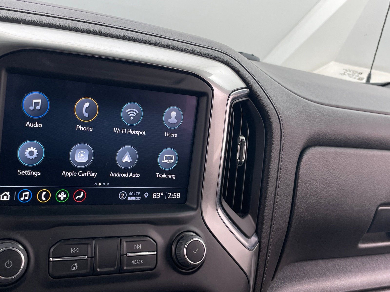 Thumbnail: 2021 Chevrolet Silverado 1500 - 3