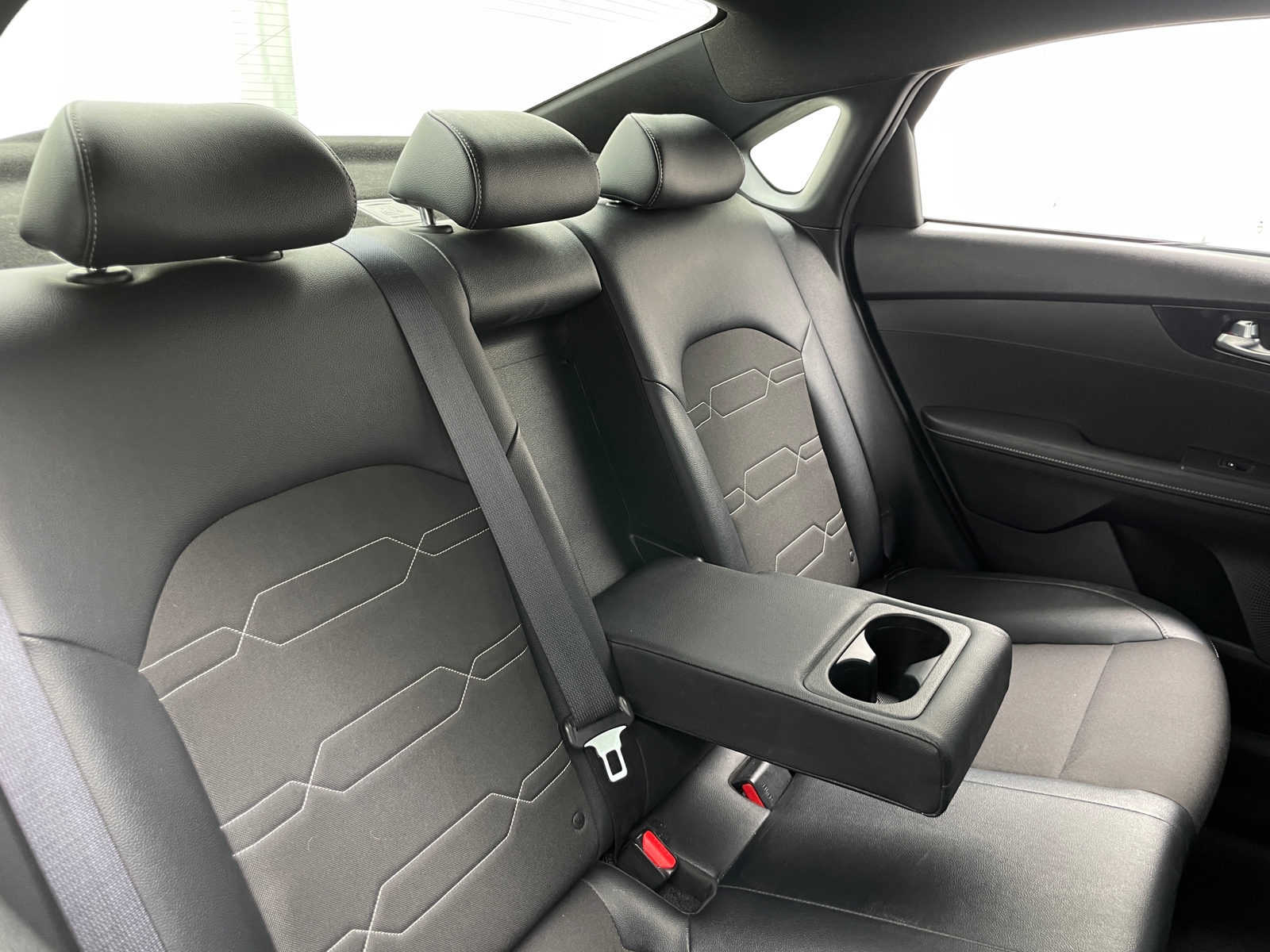 Thumbnail: 2020 Kia Forte - 6
