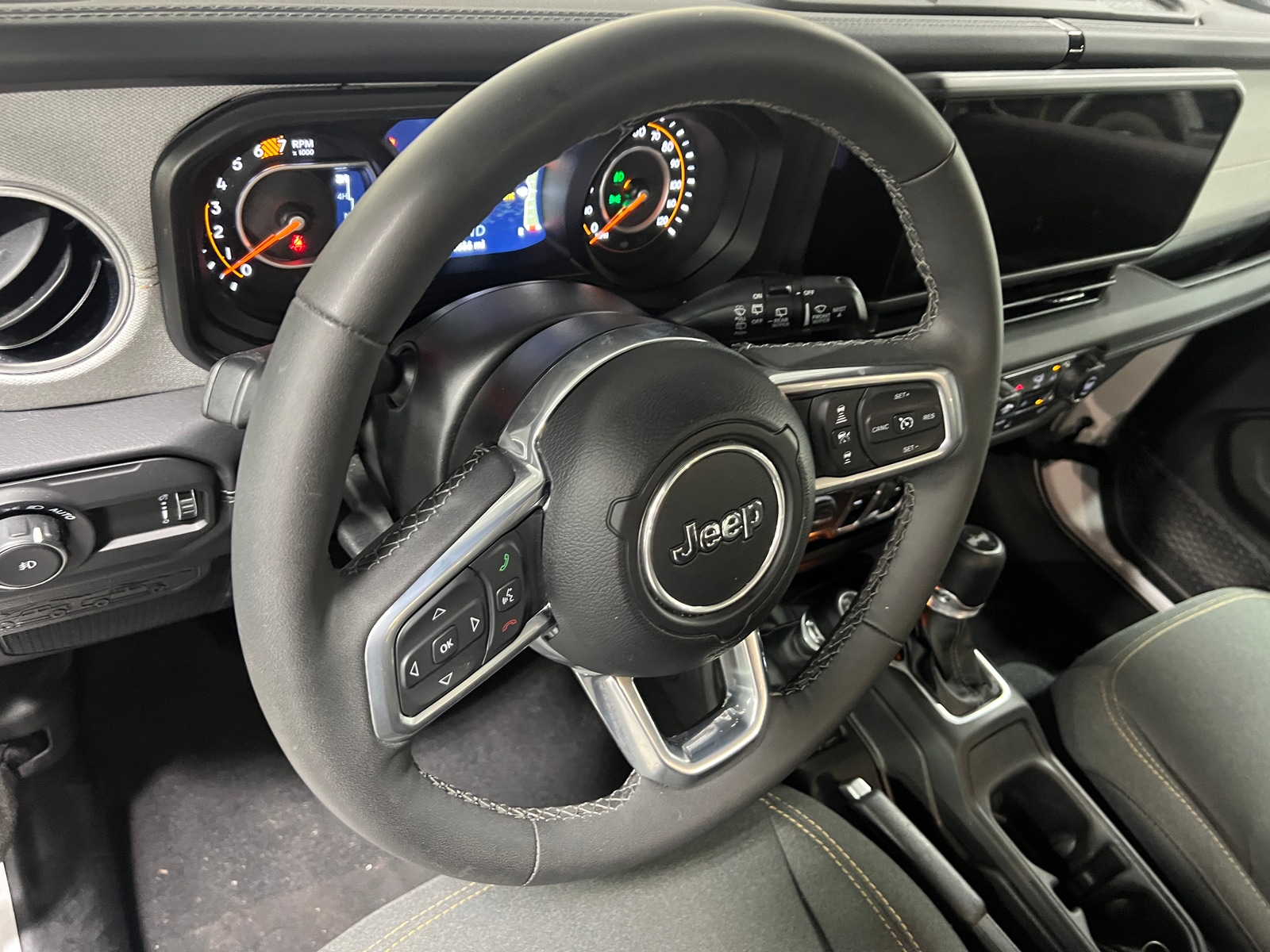 Thumbnail: 2025 Jeep Wrangler - 5