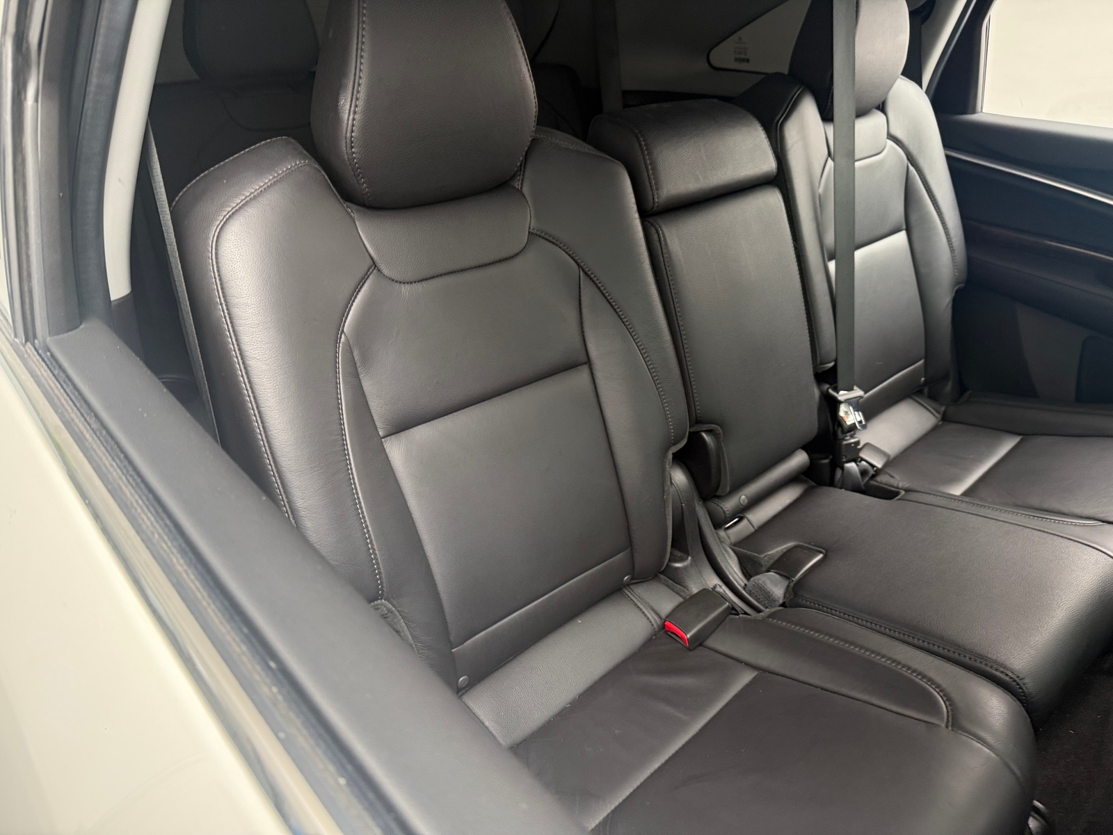 Thumbnail: 2020 Acura MDX - 5