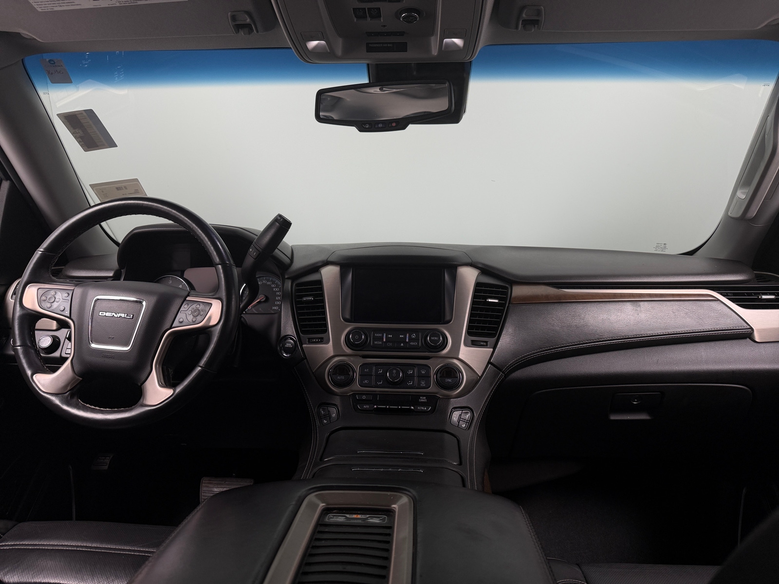 Thumbnail: 2019 GMC Yukon - 2