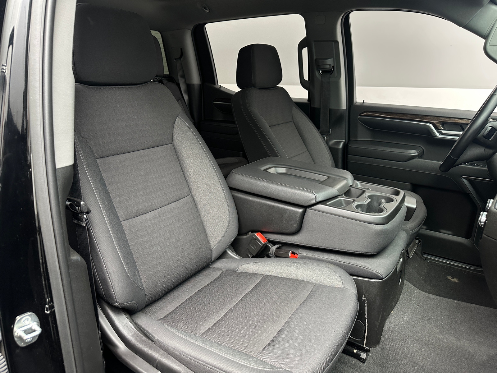 Thumbnail: 2024 GMC Sierra 1500 - 2