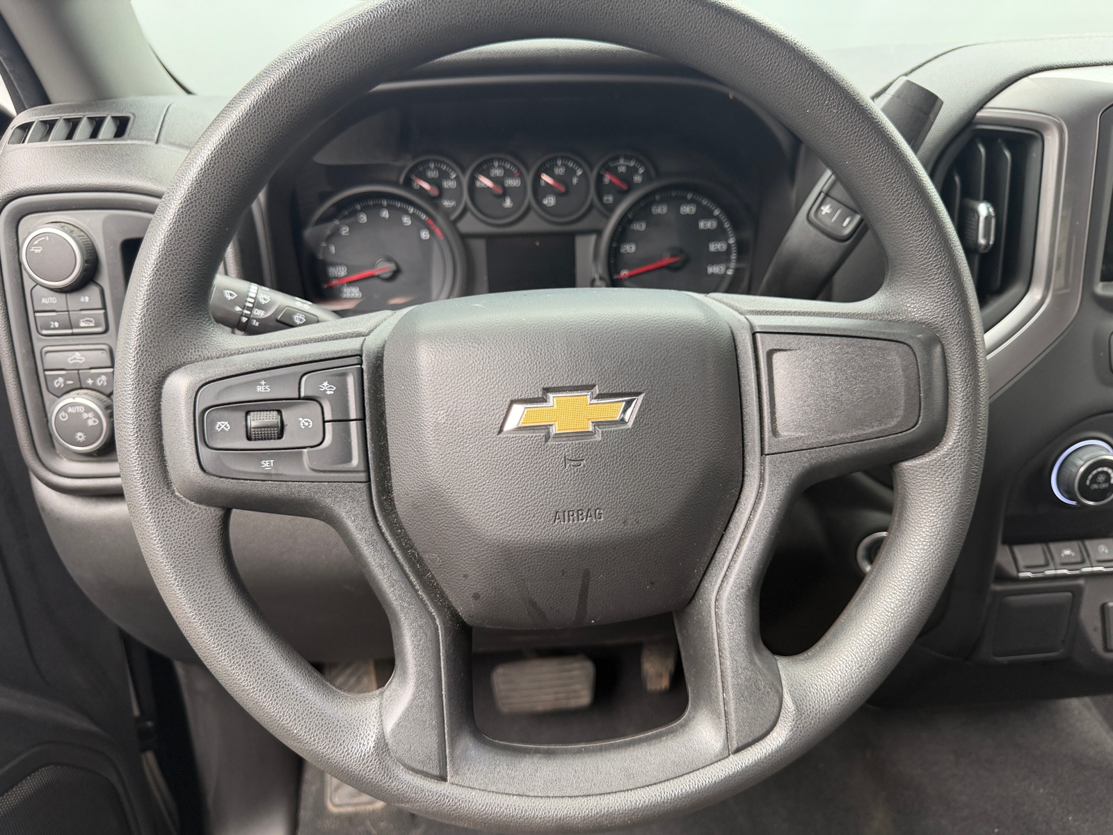 Thumbnail: 2022 Chevrolet Silverado 1500 - 5