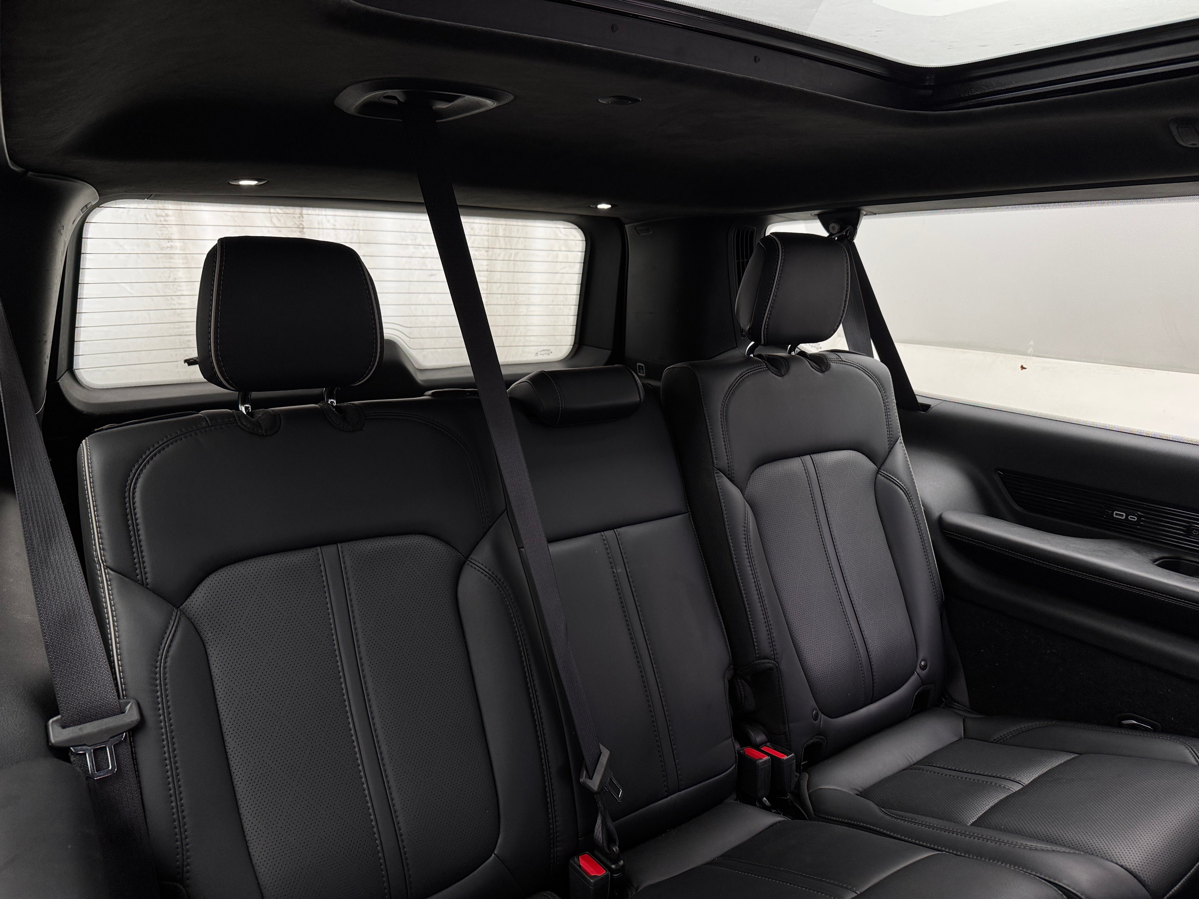 2024 Jeep Grand Wagoneer L