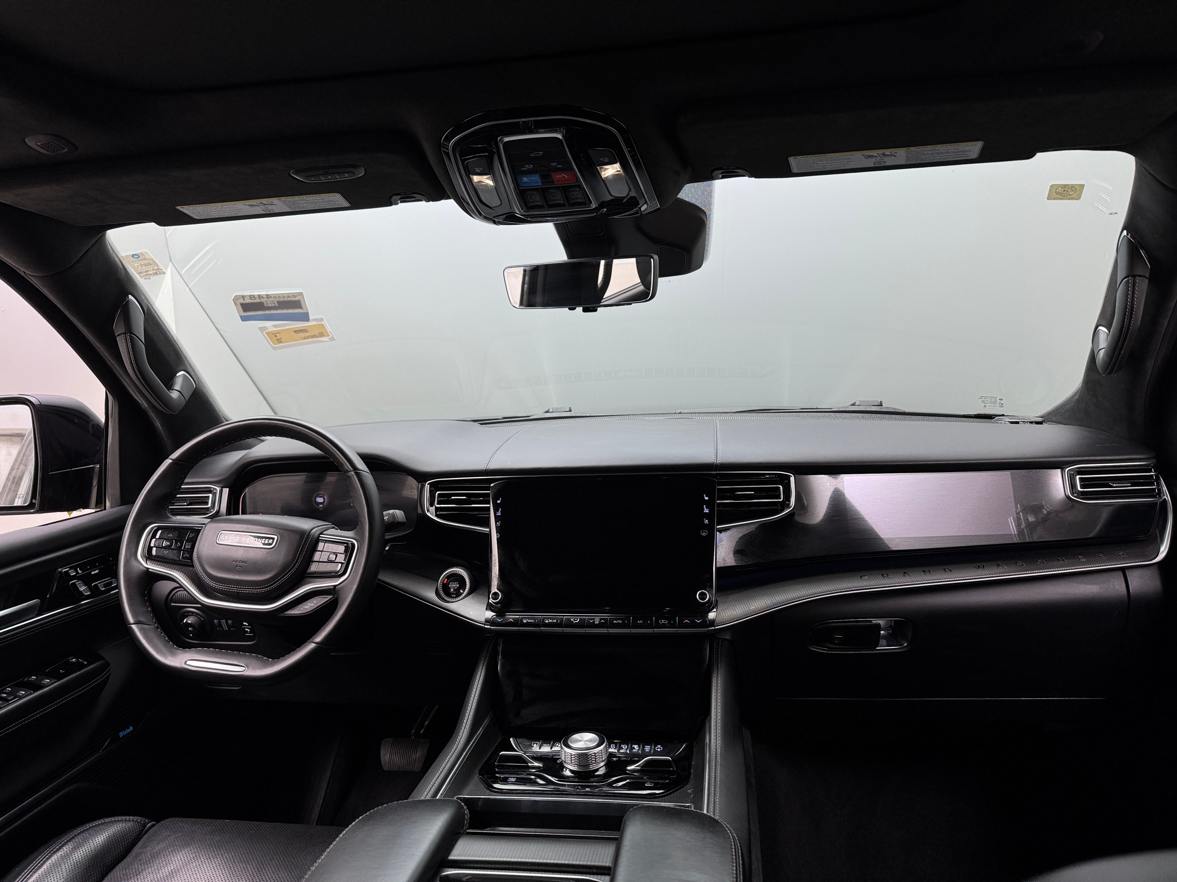2024 Jeep Grand Wagoneer L Series II - Photo 9