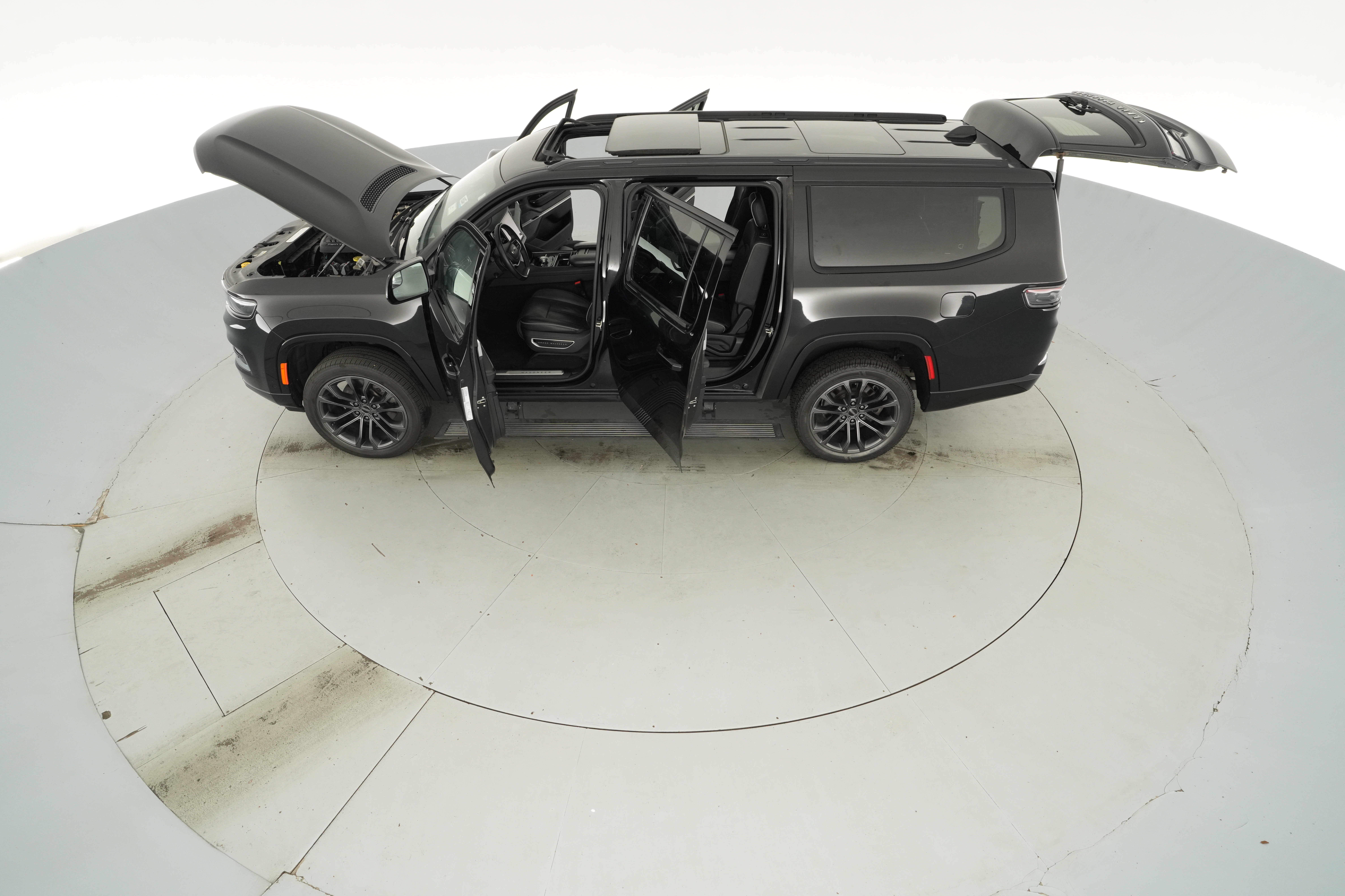 2024 Jeep Grand Wagoneer L Series II - Photo 39
