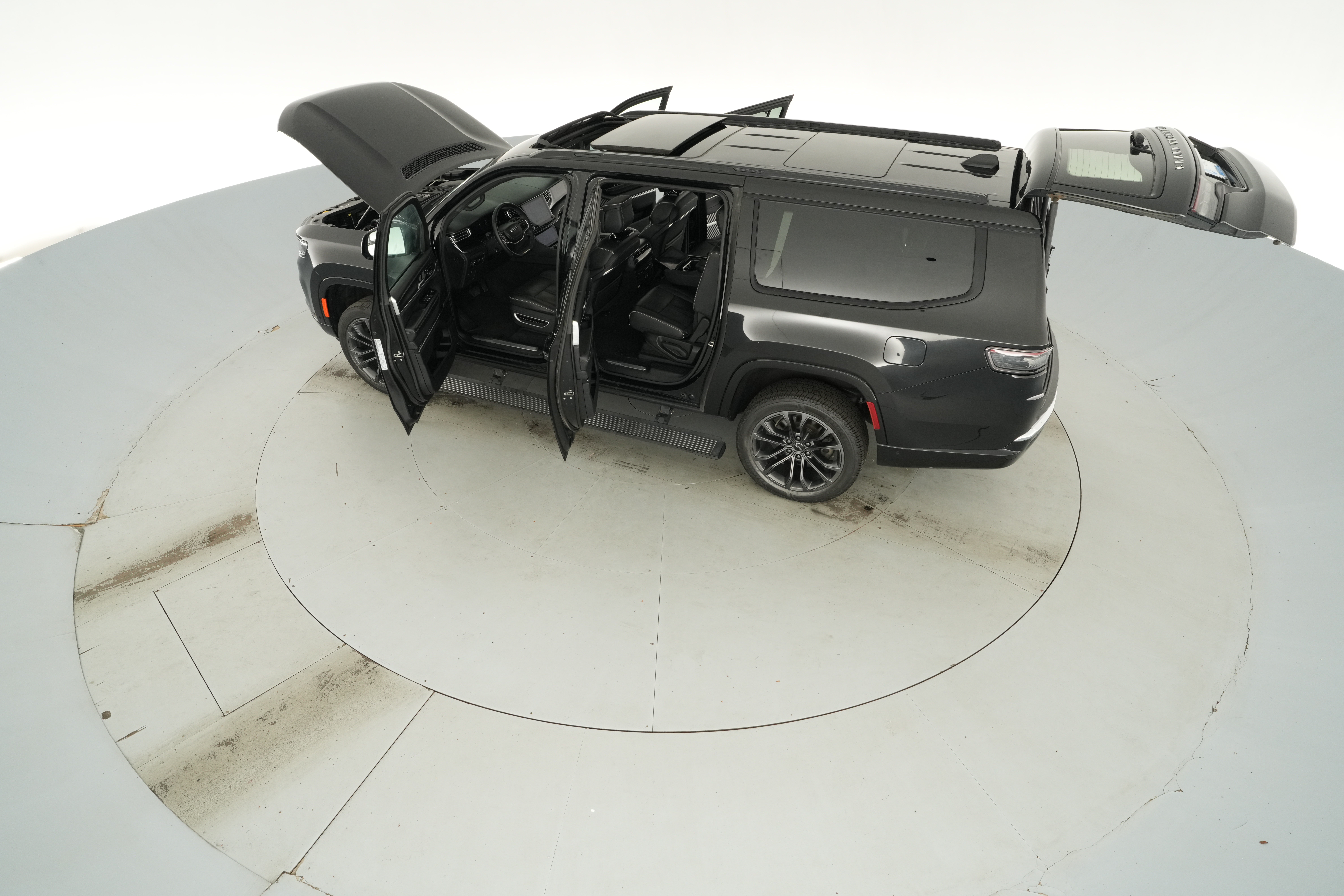 2024 Jeep Grand Wagoneer L Series II - Photo 40