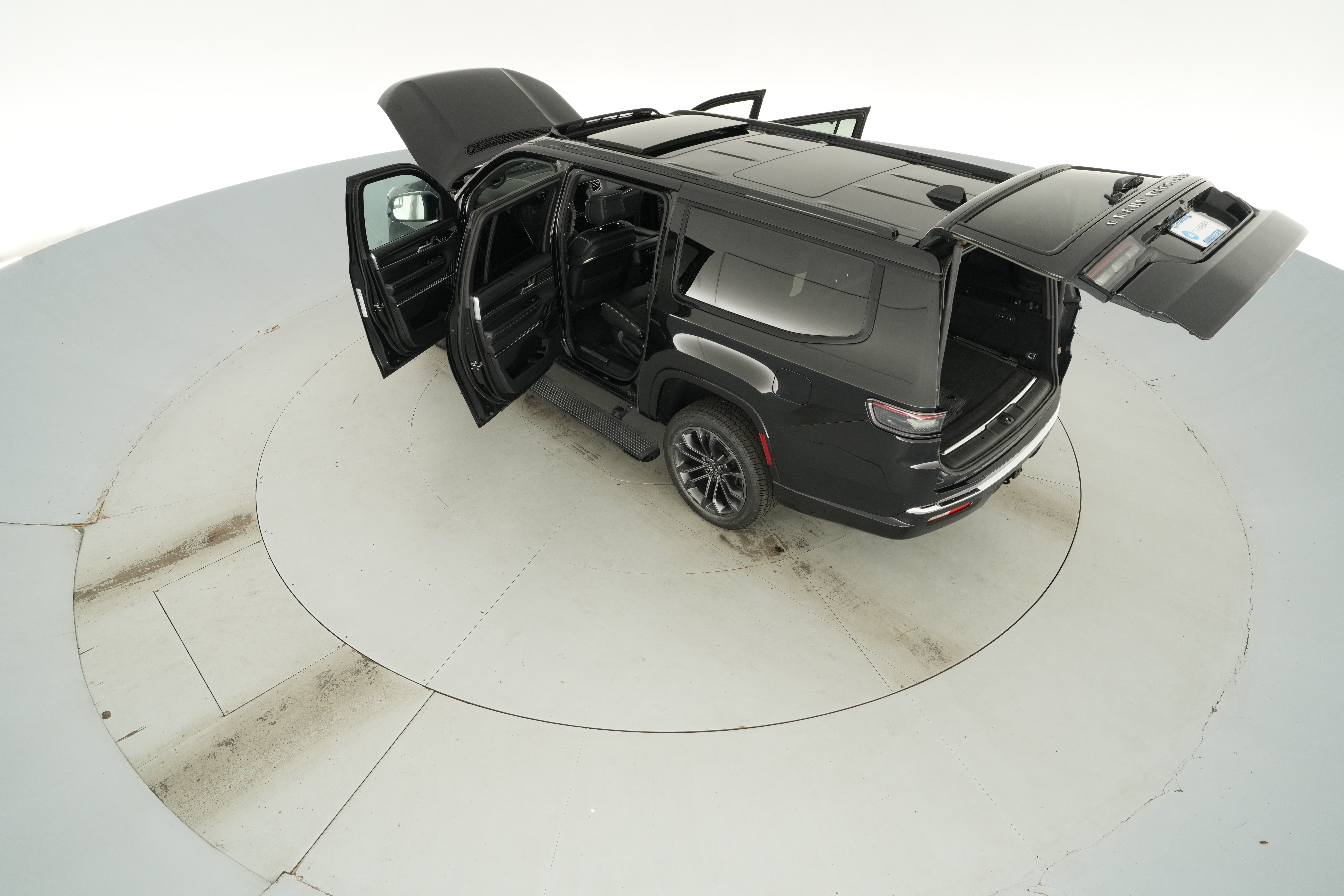 2024 Jeep Grand Wagoneer L Series II - Photo 41