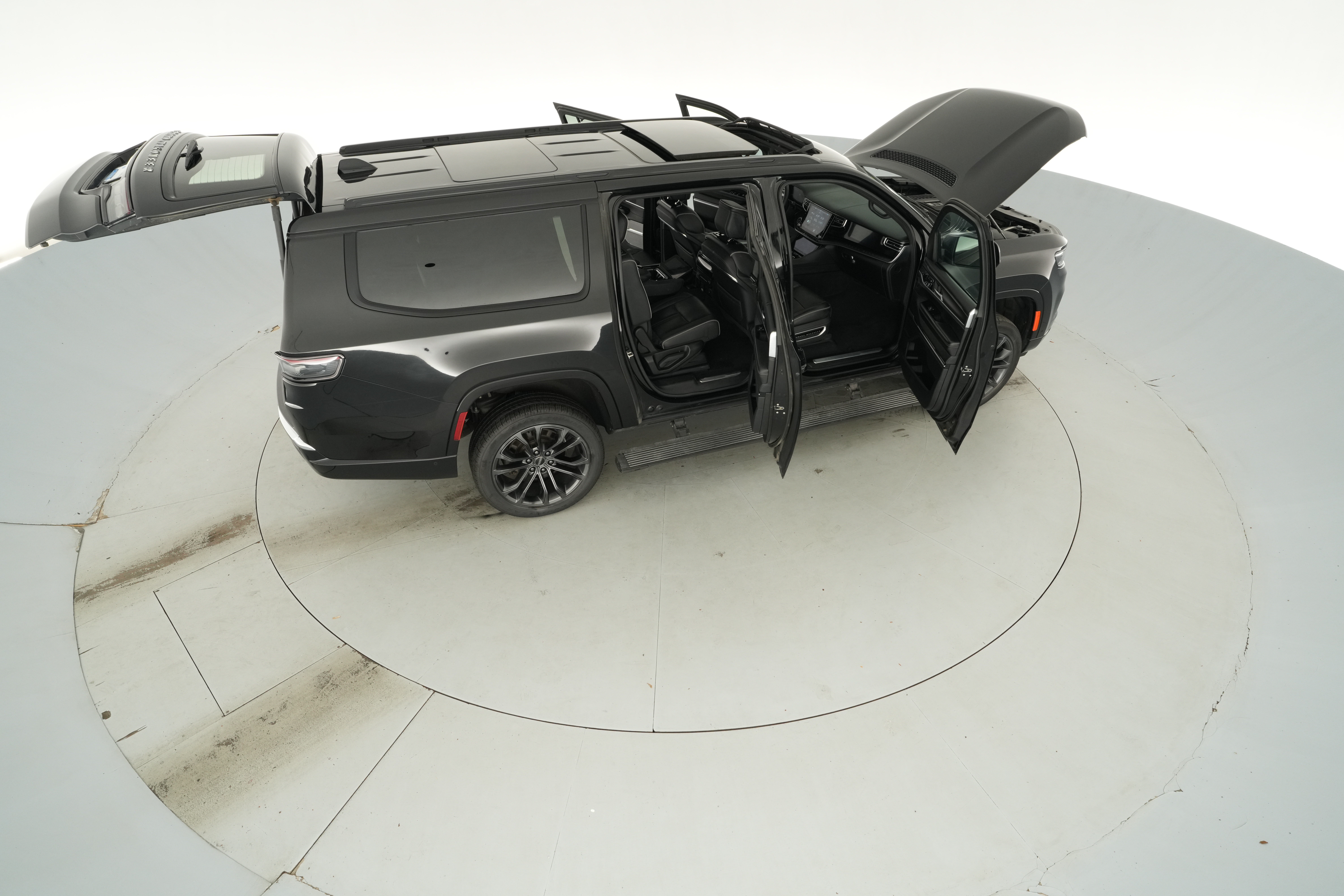 2024 Jeep Grand Wagoneer L Series II - Photo 46