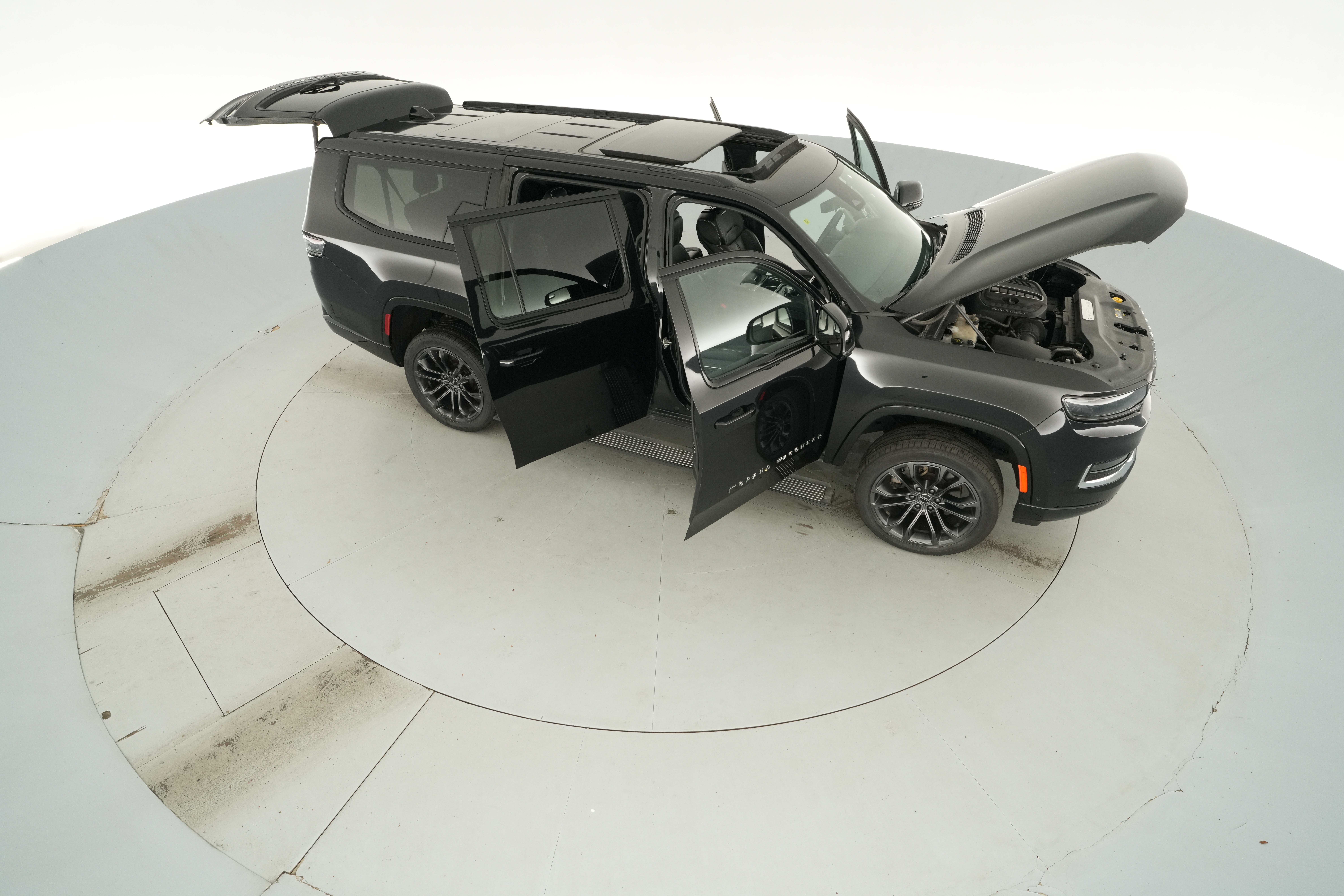 2024 Jeep Grand Wagoneer L Series II - Photo 48
