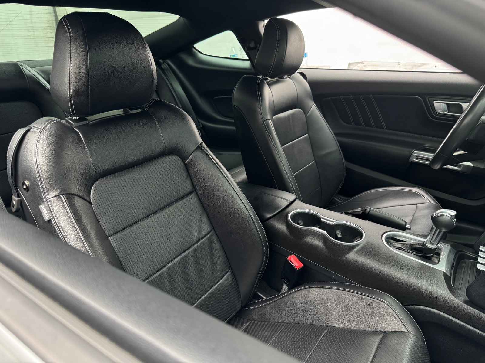 Thumbnail: 2022 Ford Mustang - 2