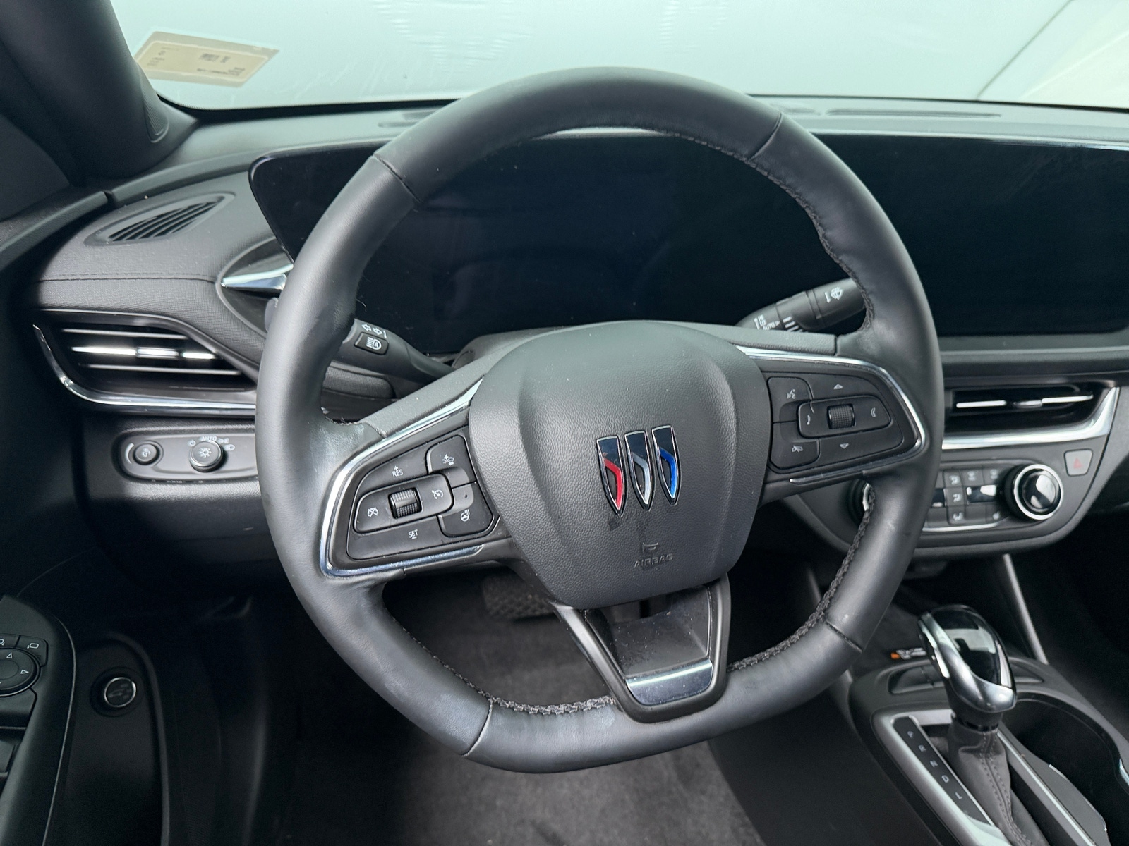 Thumbnail: 2024 Buick Envista - 4