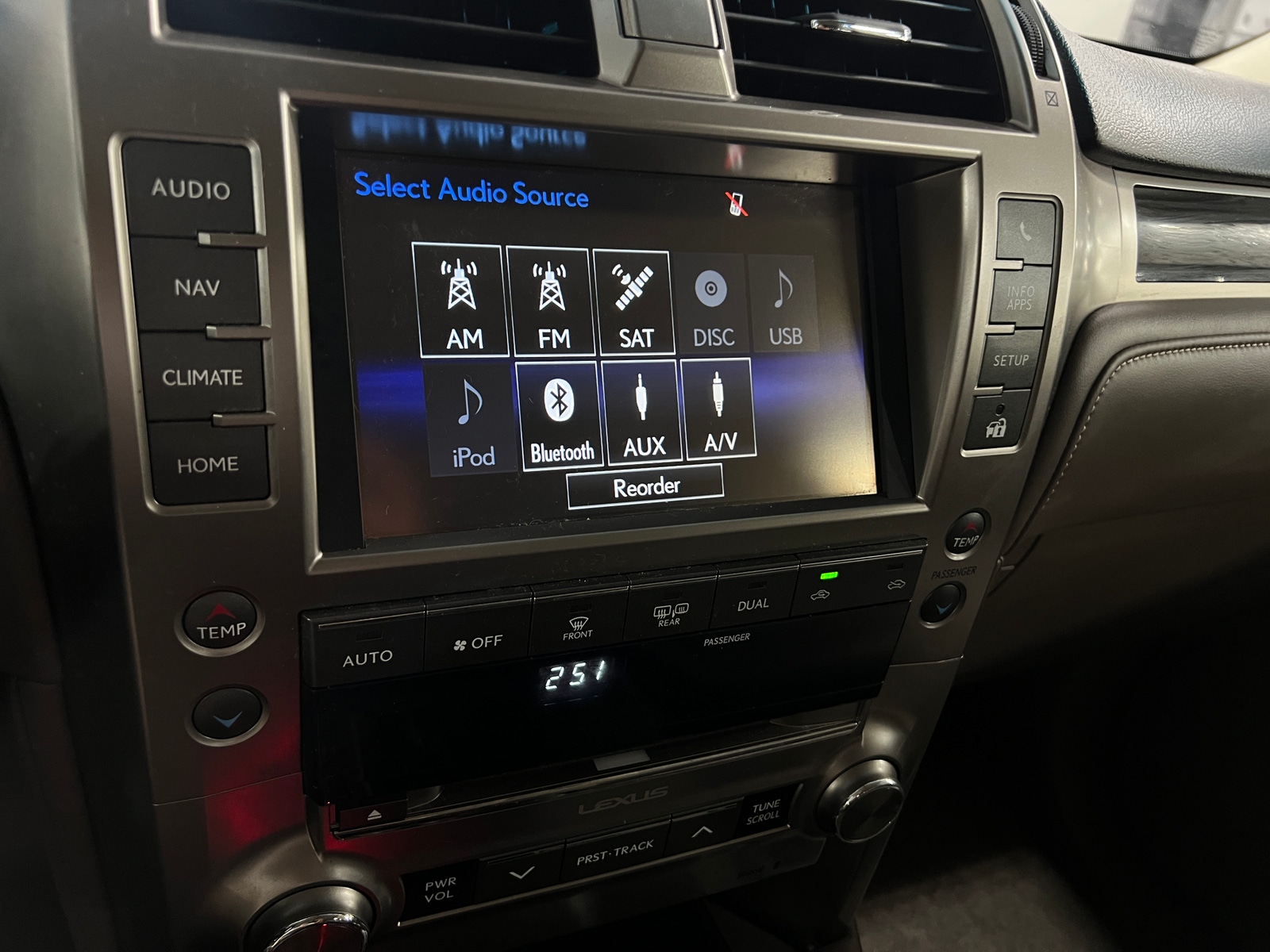 Thumbnail: 2018 Lexus GX - 3