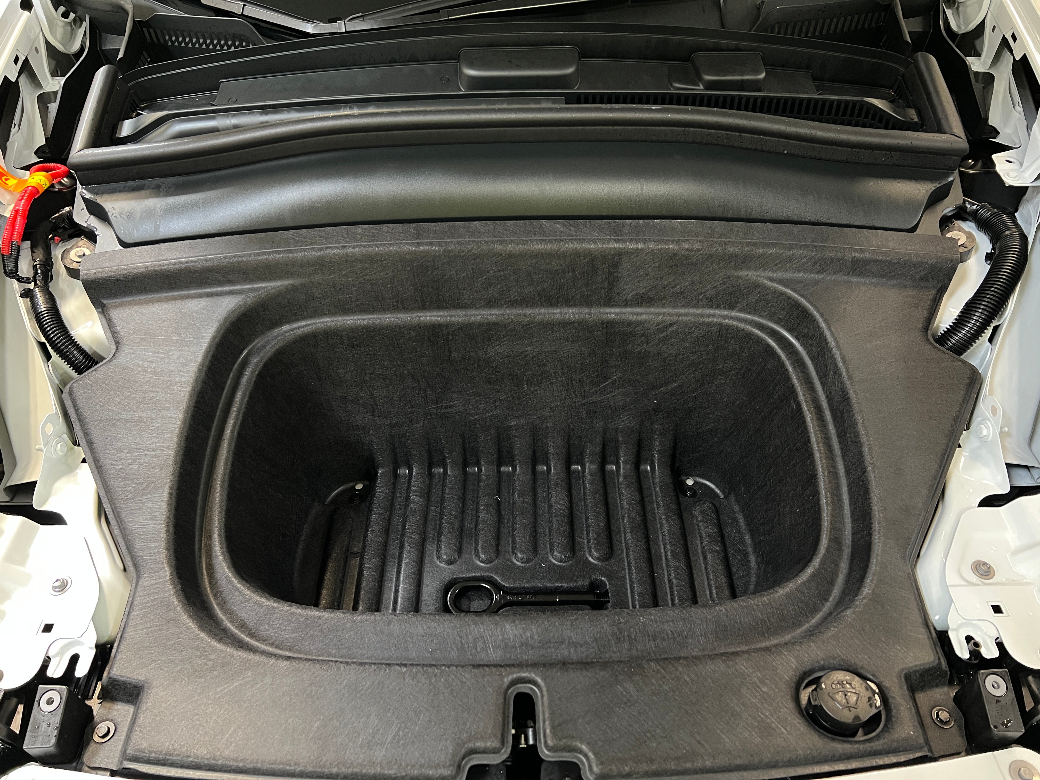 Used 2026 Tesla Model Y Long Range with VIN 7SAYGDEE2TA640517 for sale in Oak Creek, WI