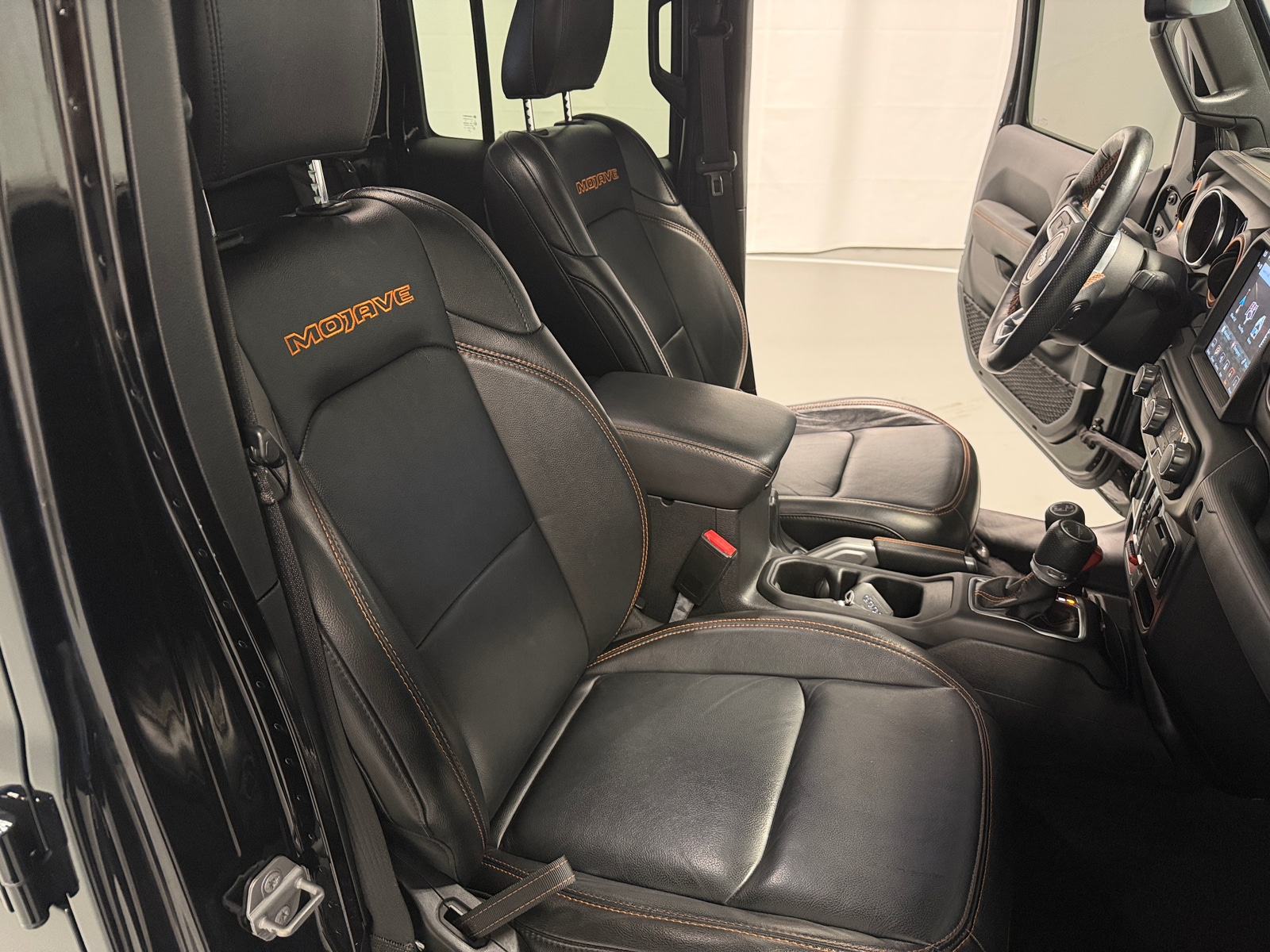 Thumbnail: 2021 Jeep Gladiator - 2