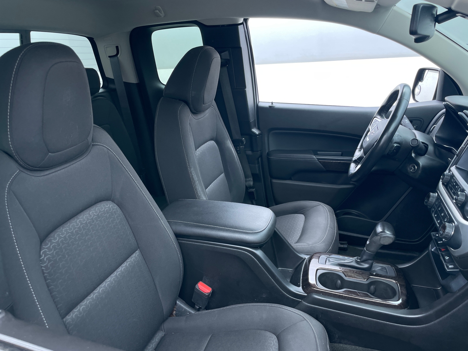 Thumbnail: 2017 GMC Canyon - 2