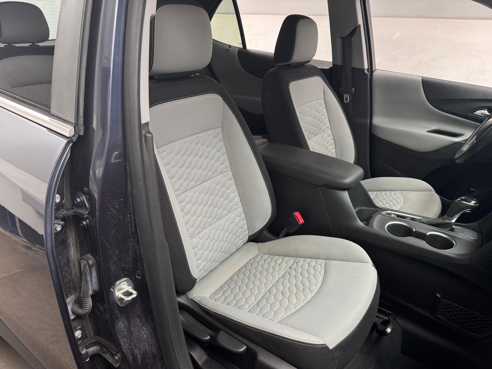 Thumbnail: 2018 Chevrolet Equinox - 2