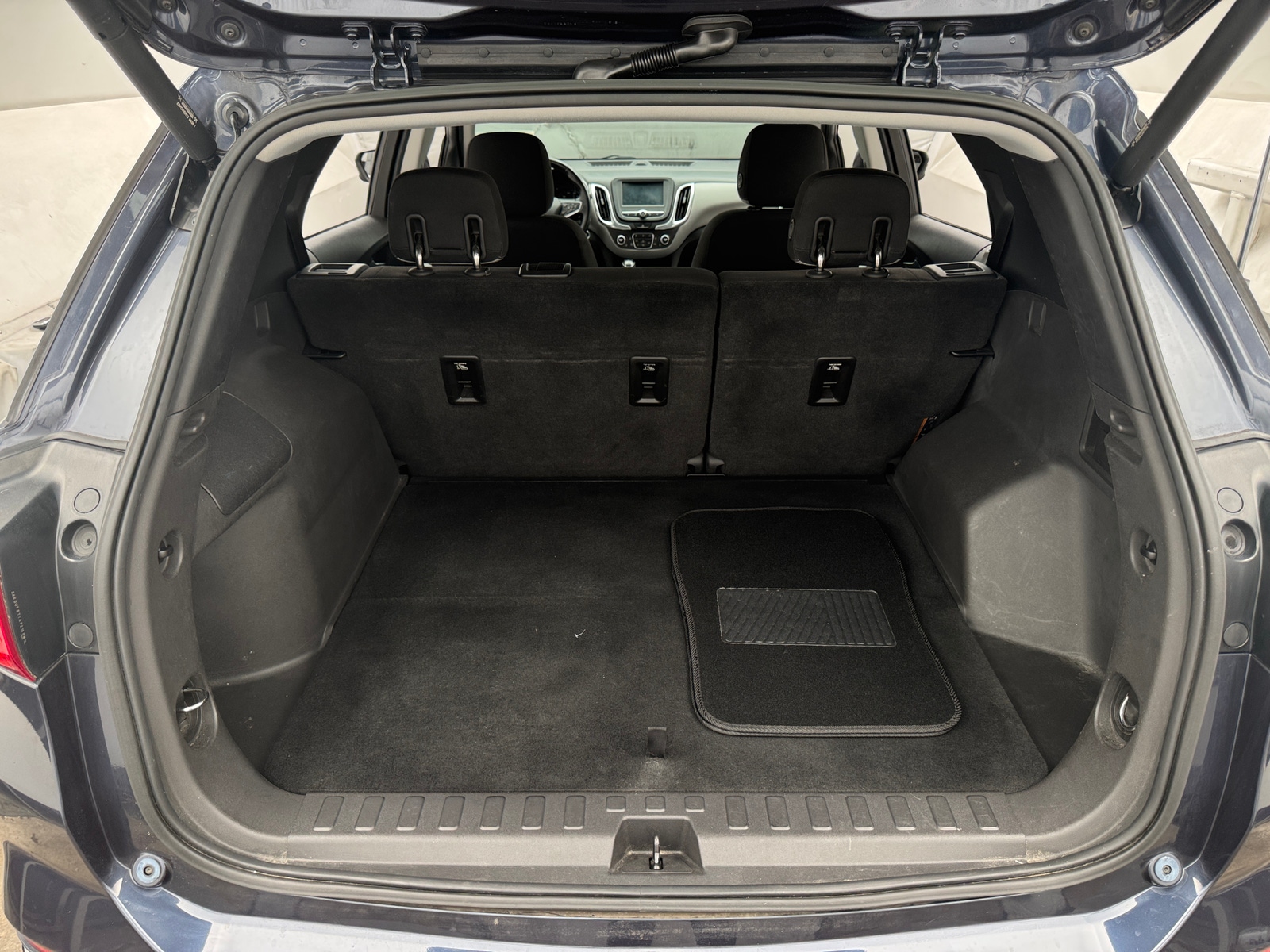 Thumbnail: 2018 Chevrolet Equinox - 7