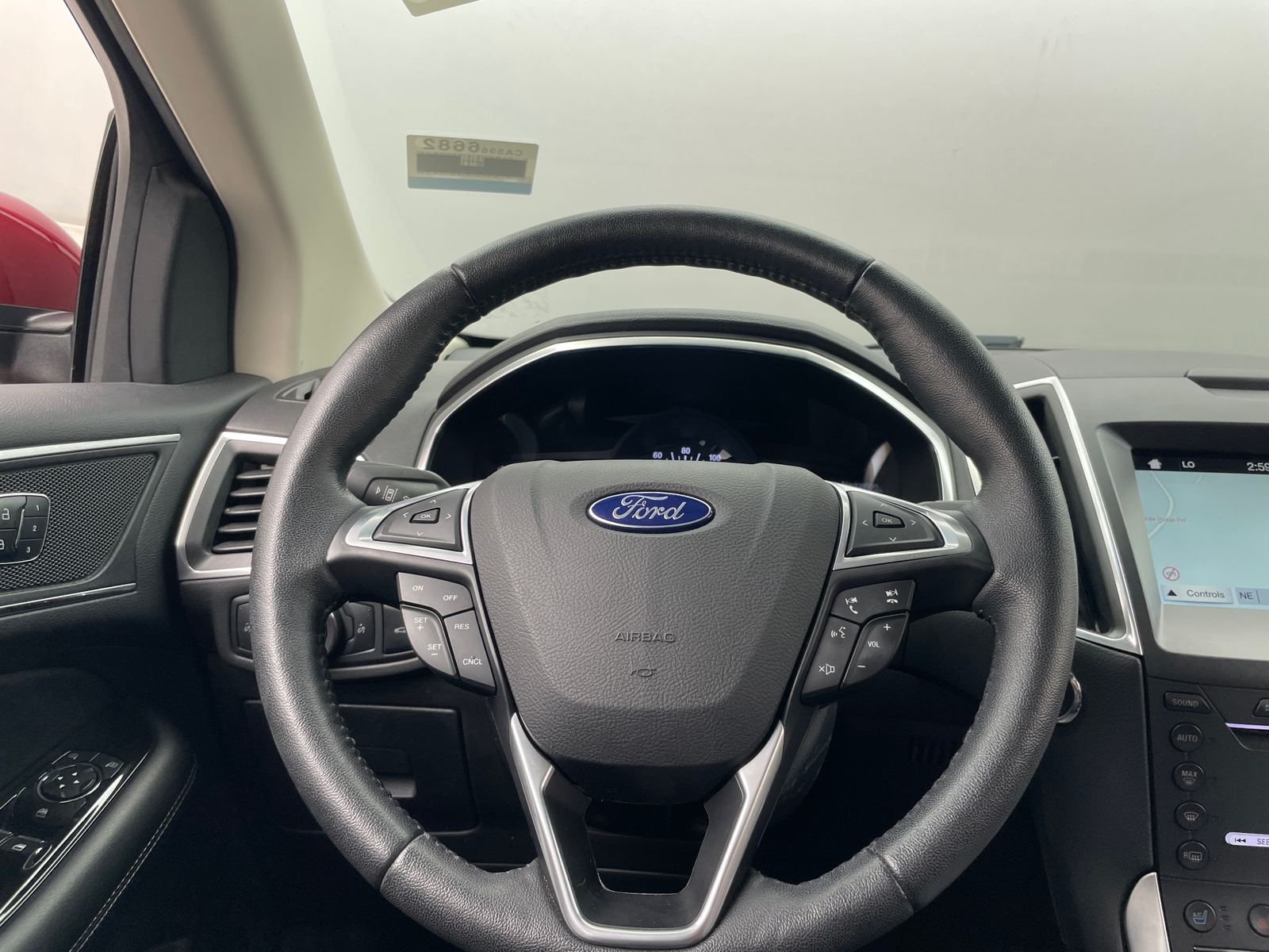 Thumbnail: 2017 Ford Edge - 4